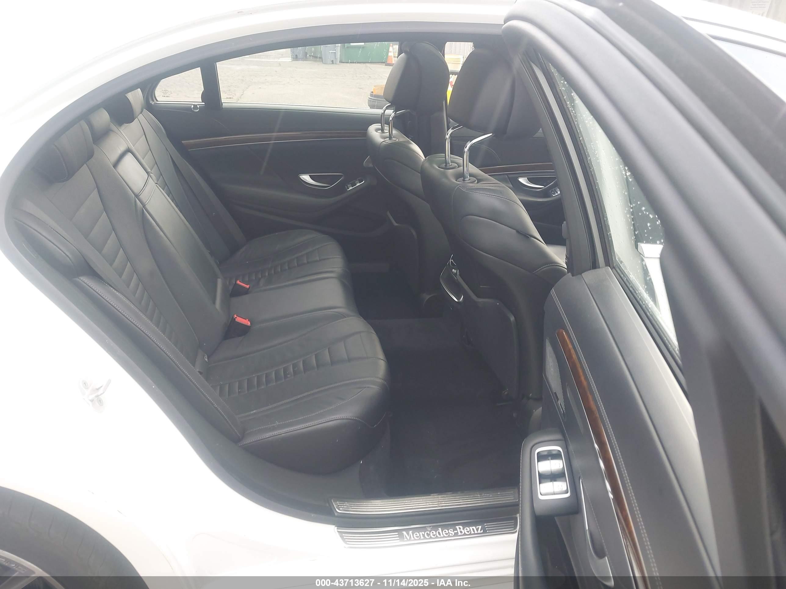 MERCEDES-BENZ S image 8