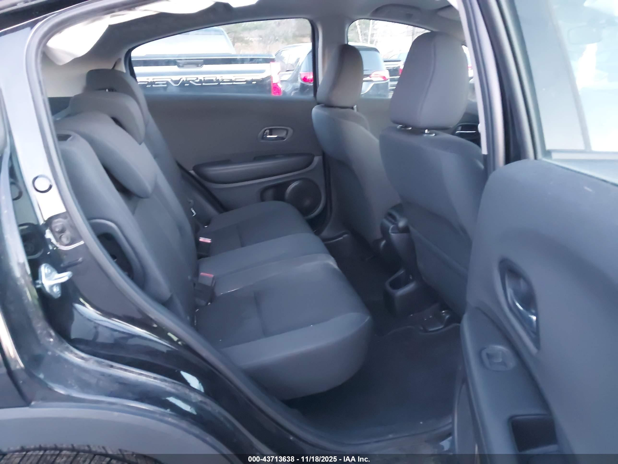 HONDA HR-V image 8