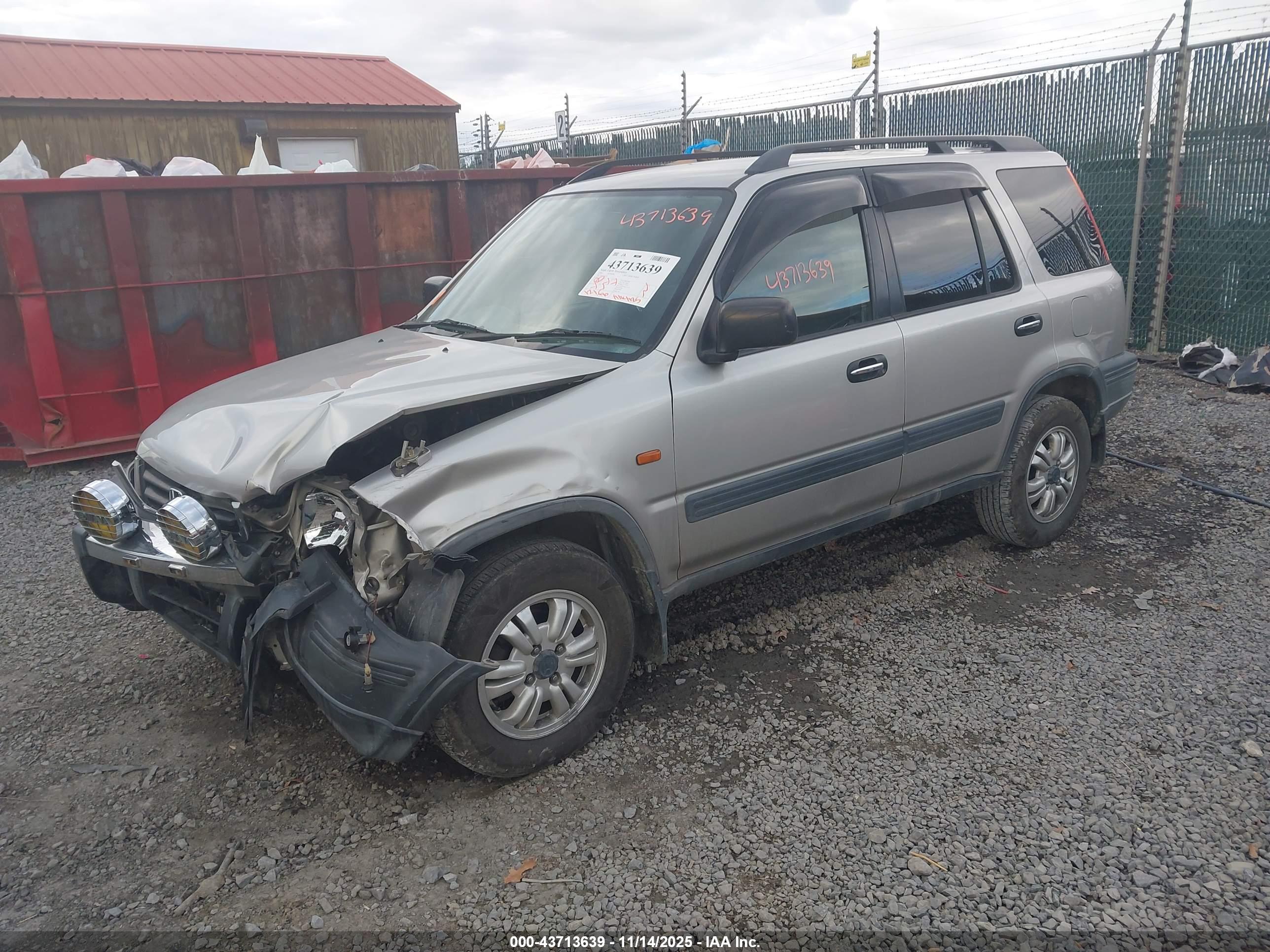 HONDA CR-V image 2