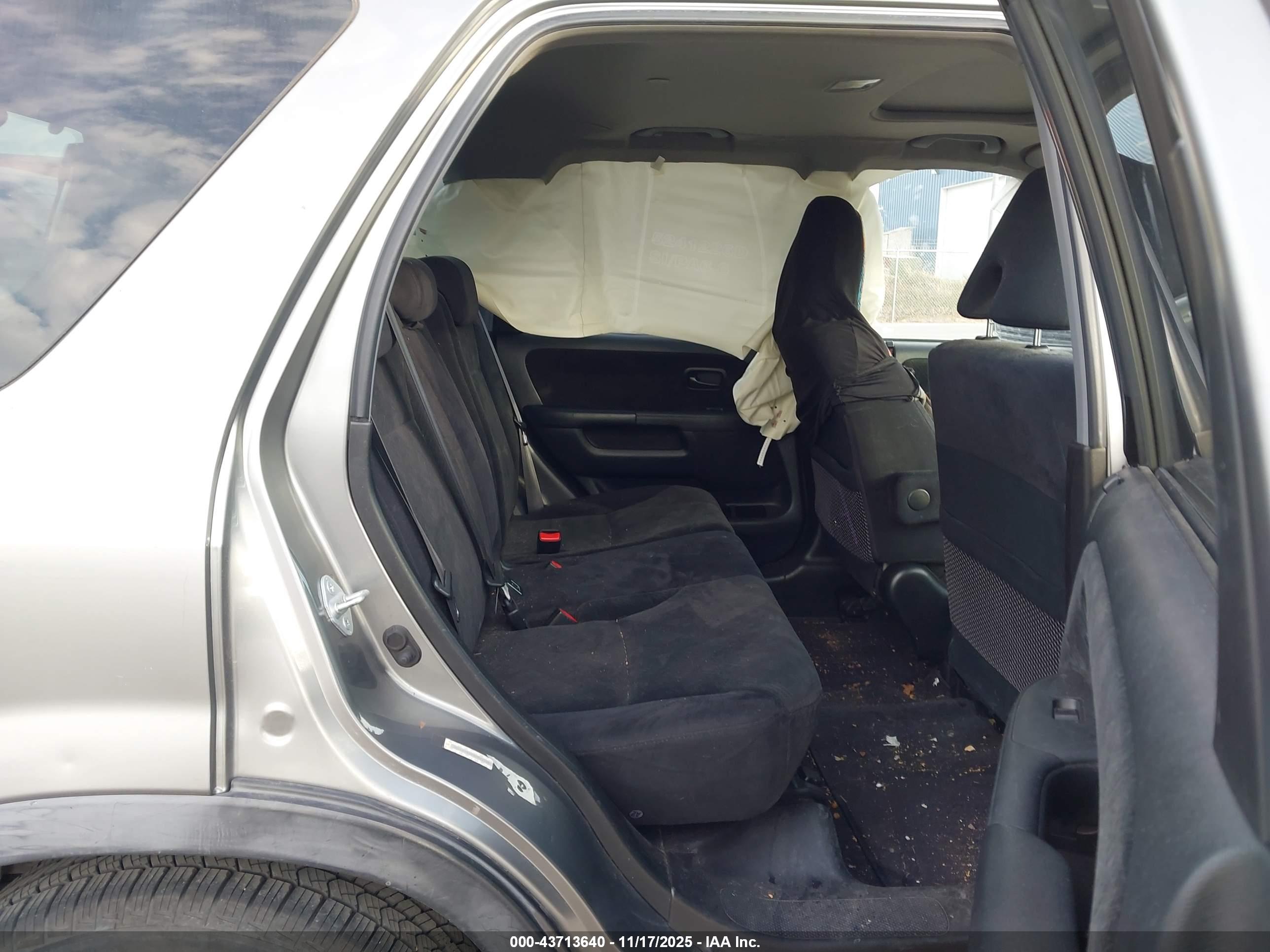 HONDA CR-V image 8
