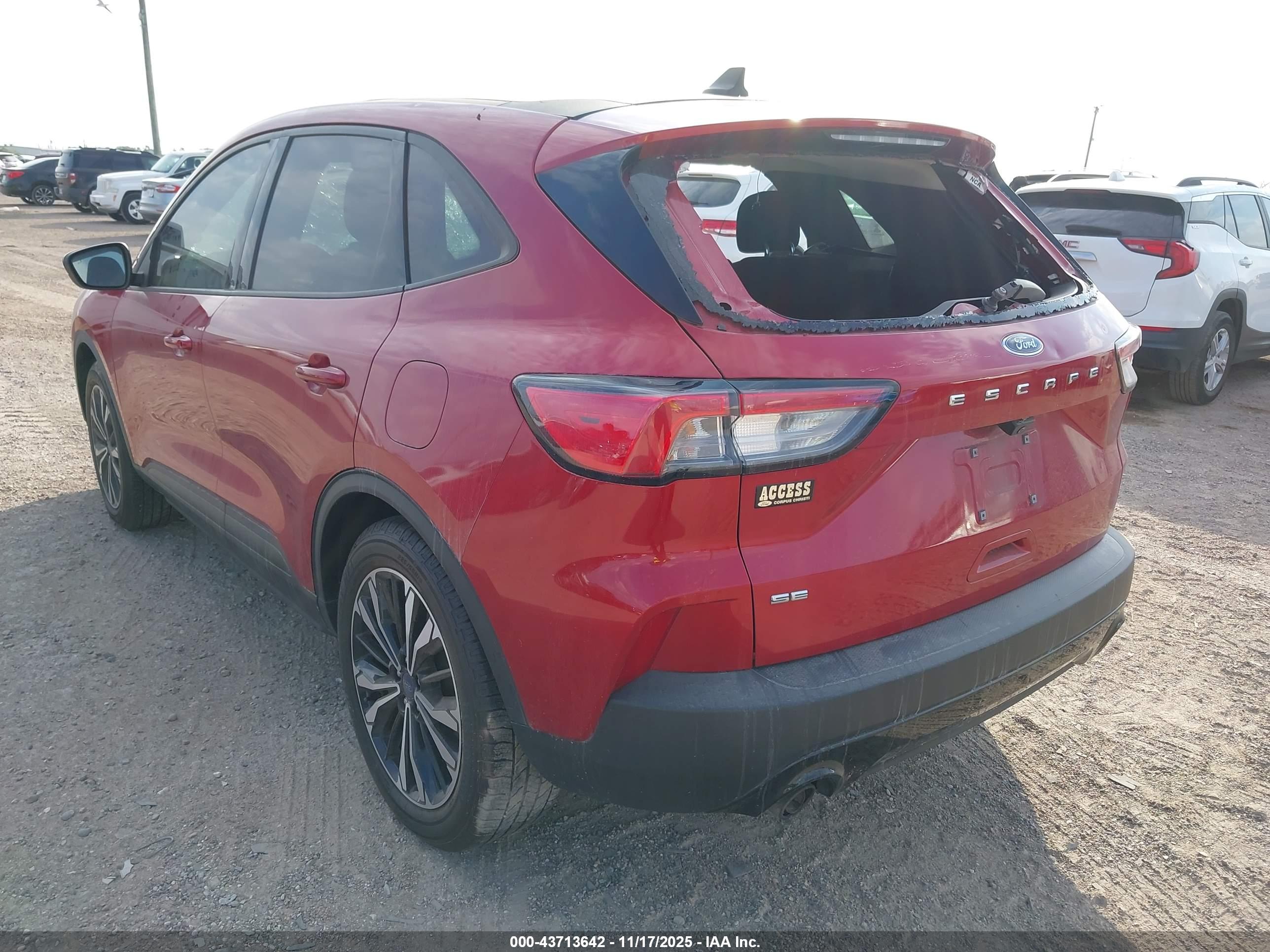 FORD ESCAPE image 3