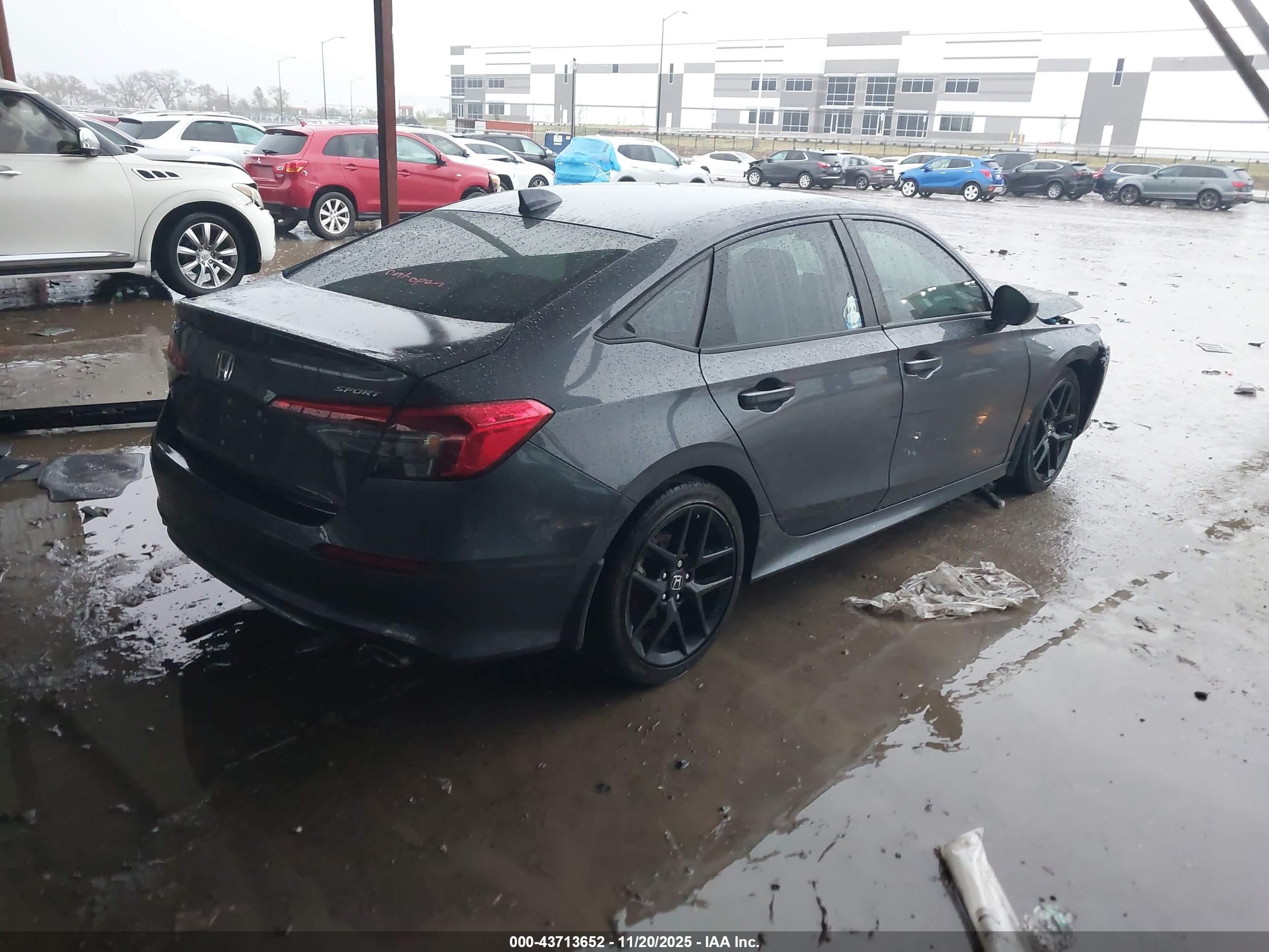 HONDA CIVIC image 4