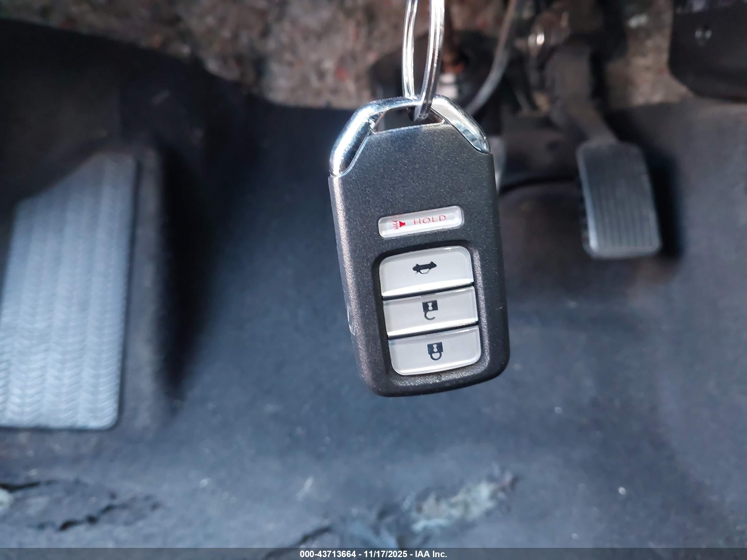HONDA CIVIC image 11