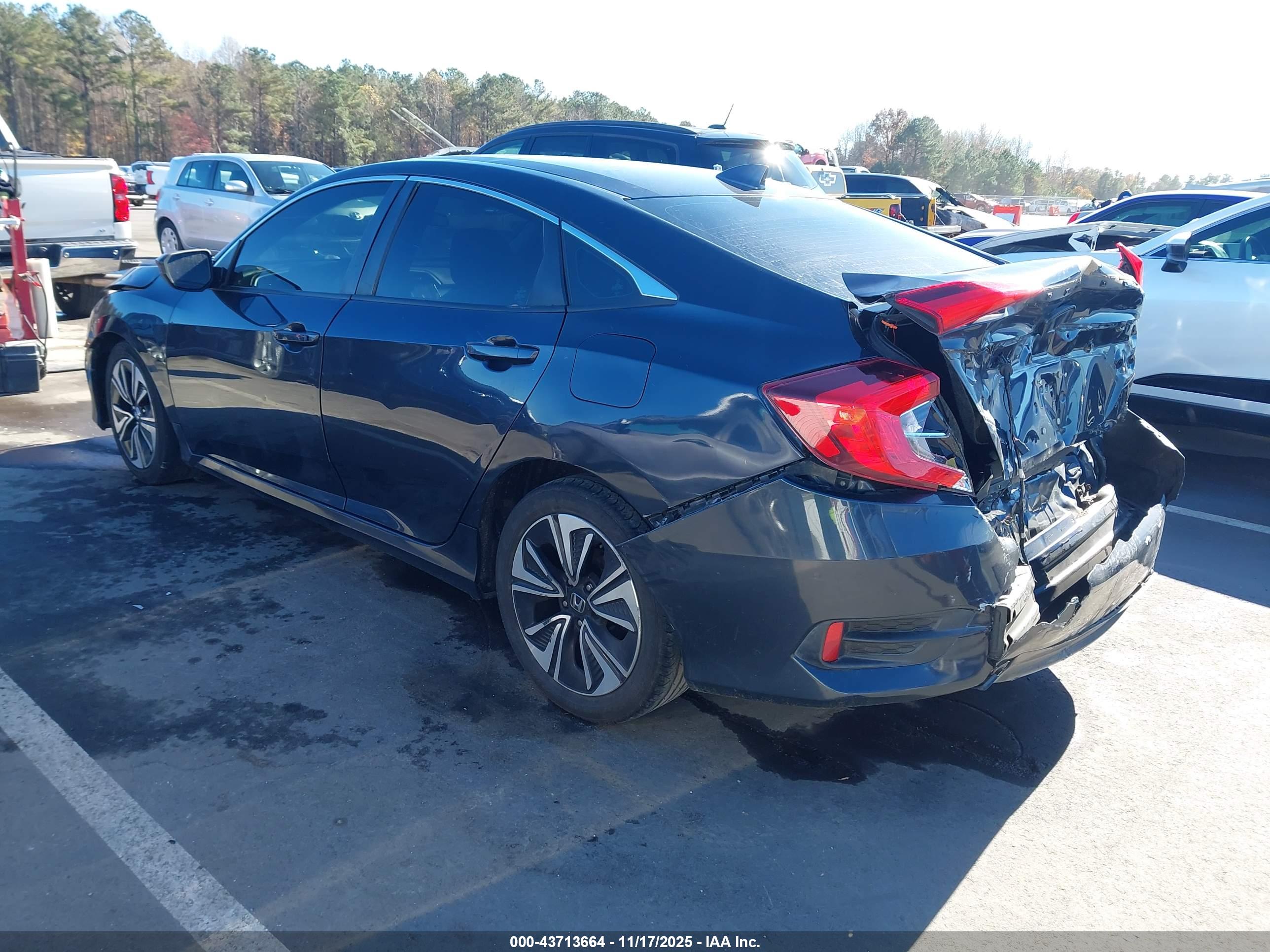 HONDA CIVIC image 3
