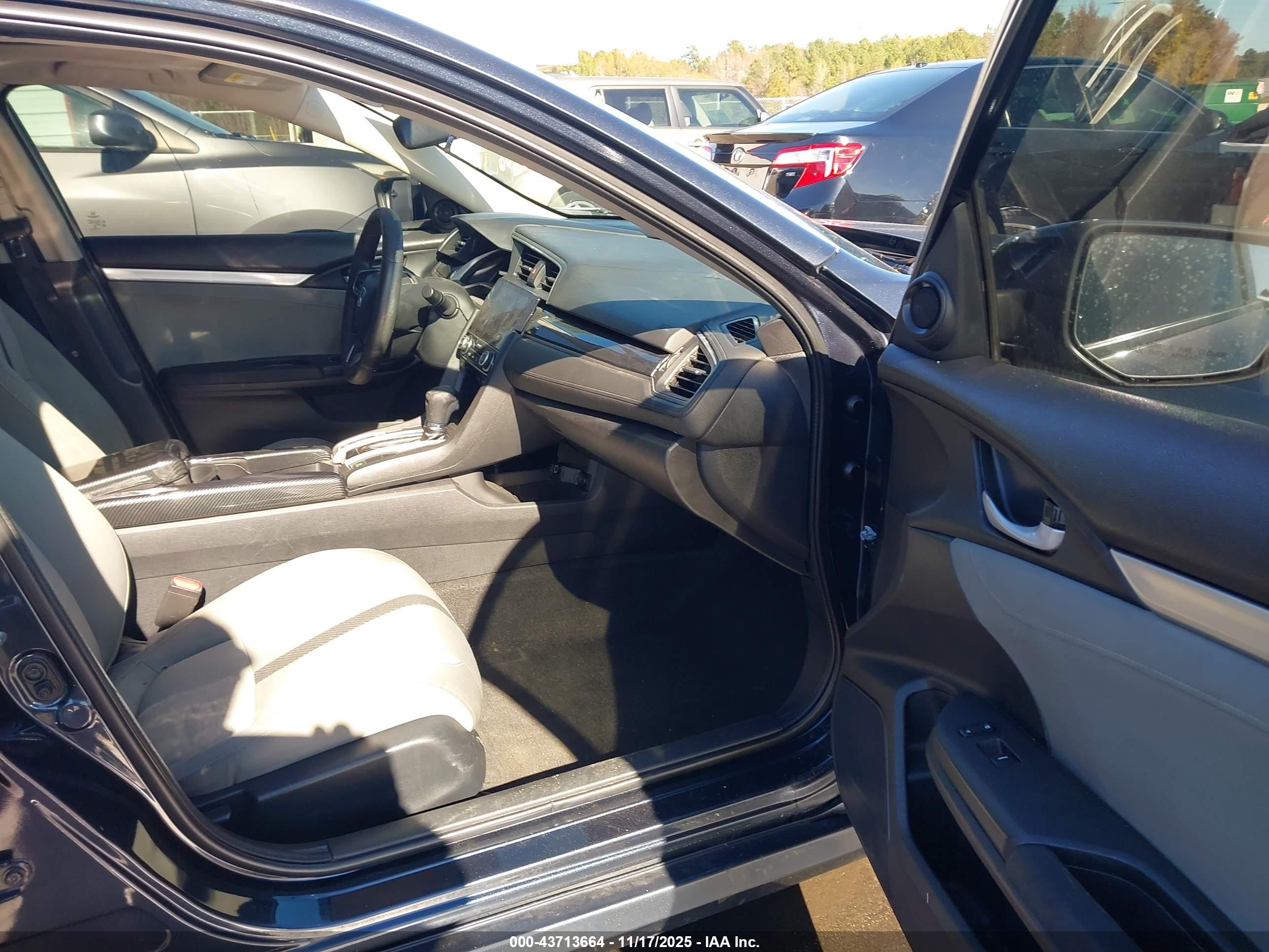 HONDA CIVIC image 5