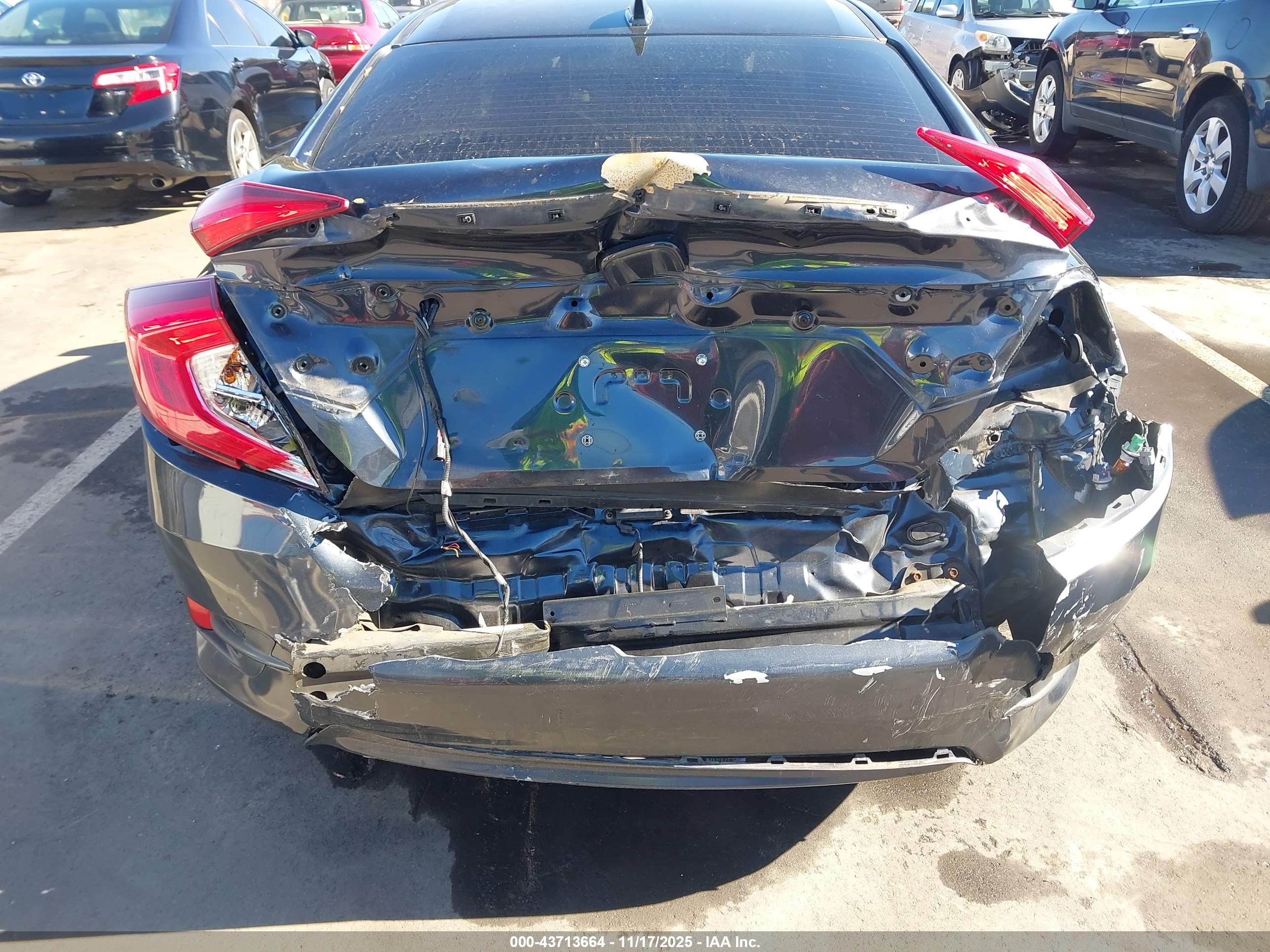 HONDA CIVIC image 6
