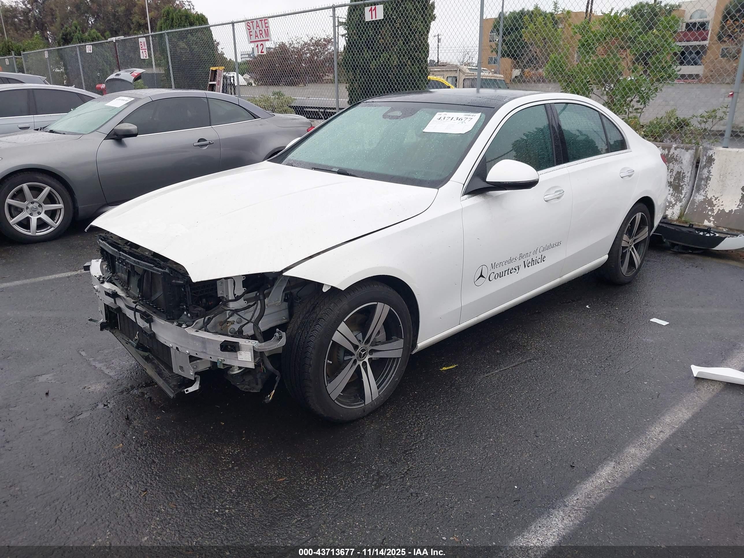 MERCEDES-BENZ C image 2