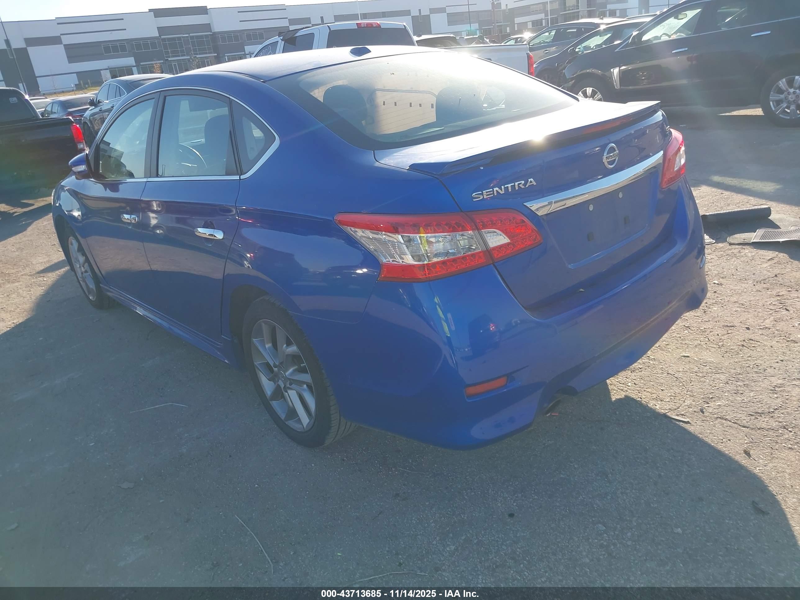 NISSAN SENTRA image 3
