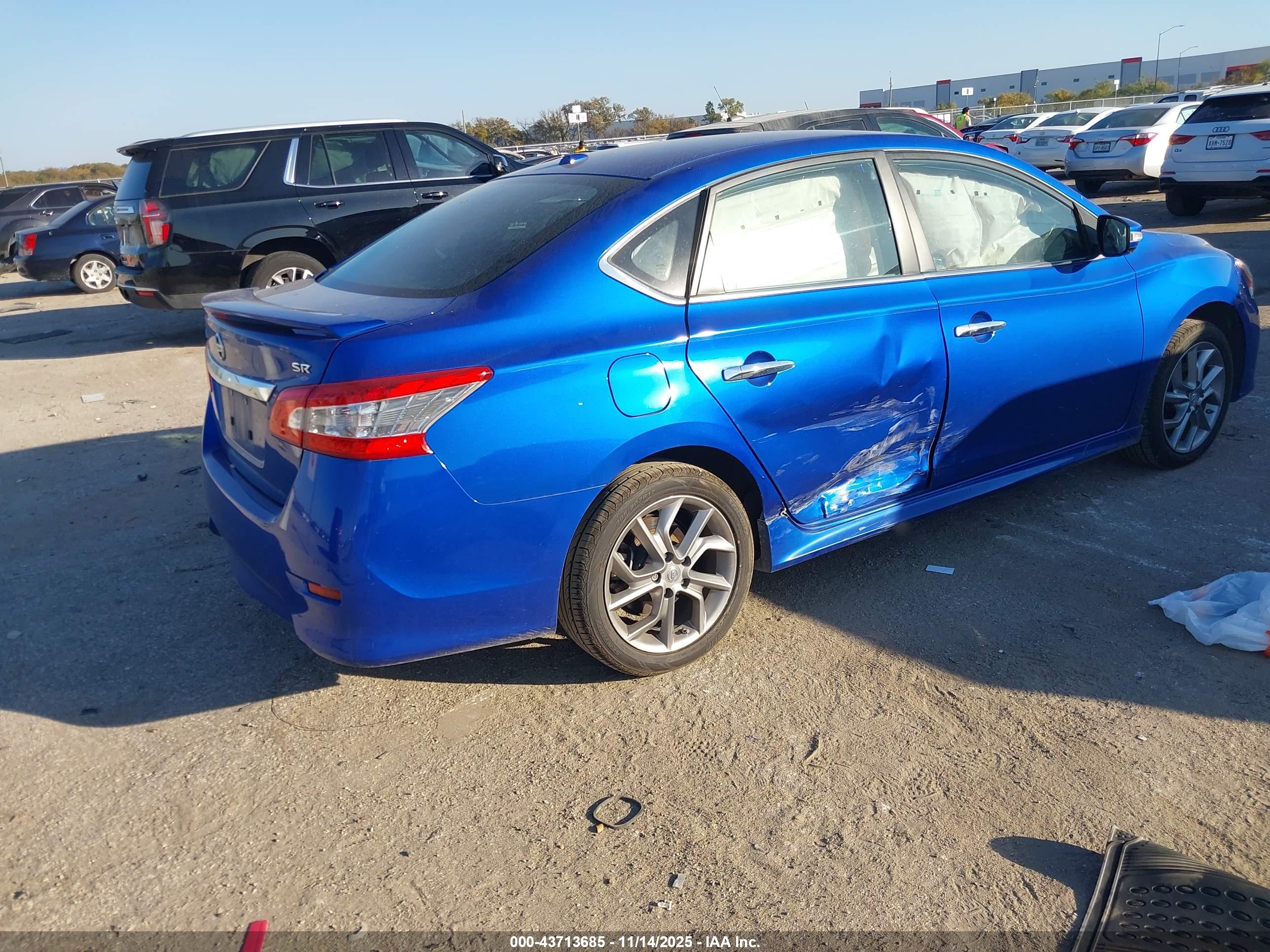 NISSAN SENTRA image 4