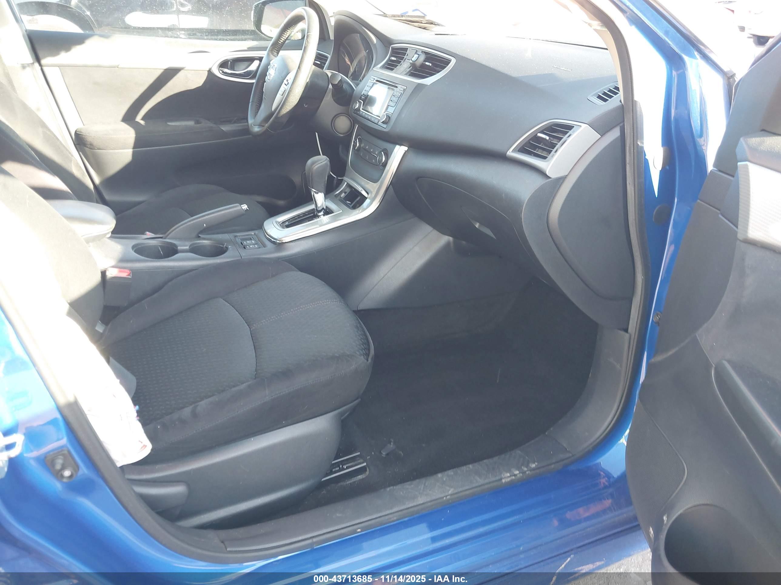 NISSAN SENTRA image 5