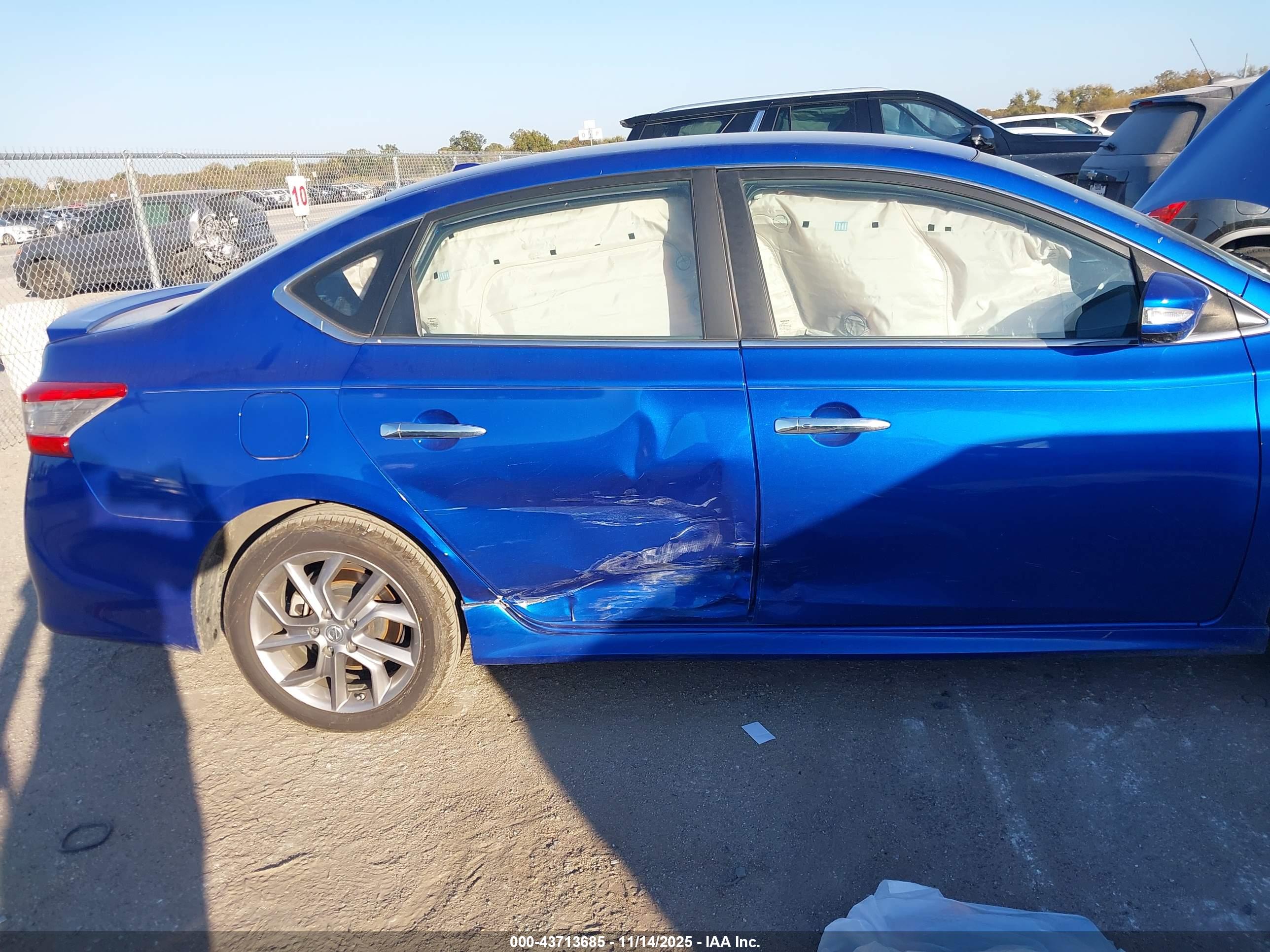NISSAN SENTRA image 6