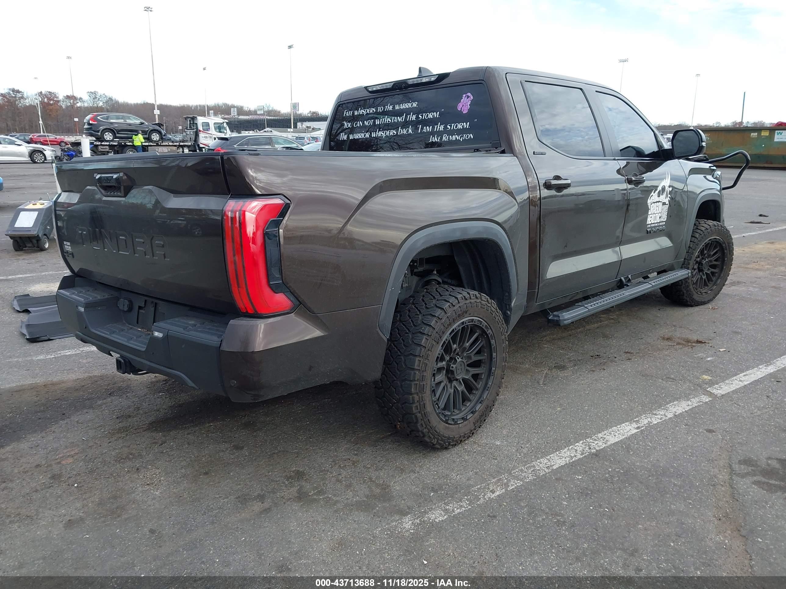 TOYOTA TUNDRA image 4