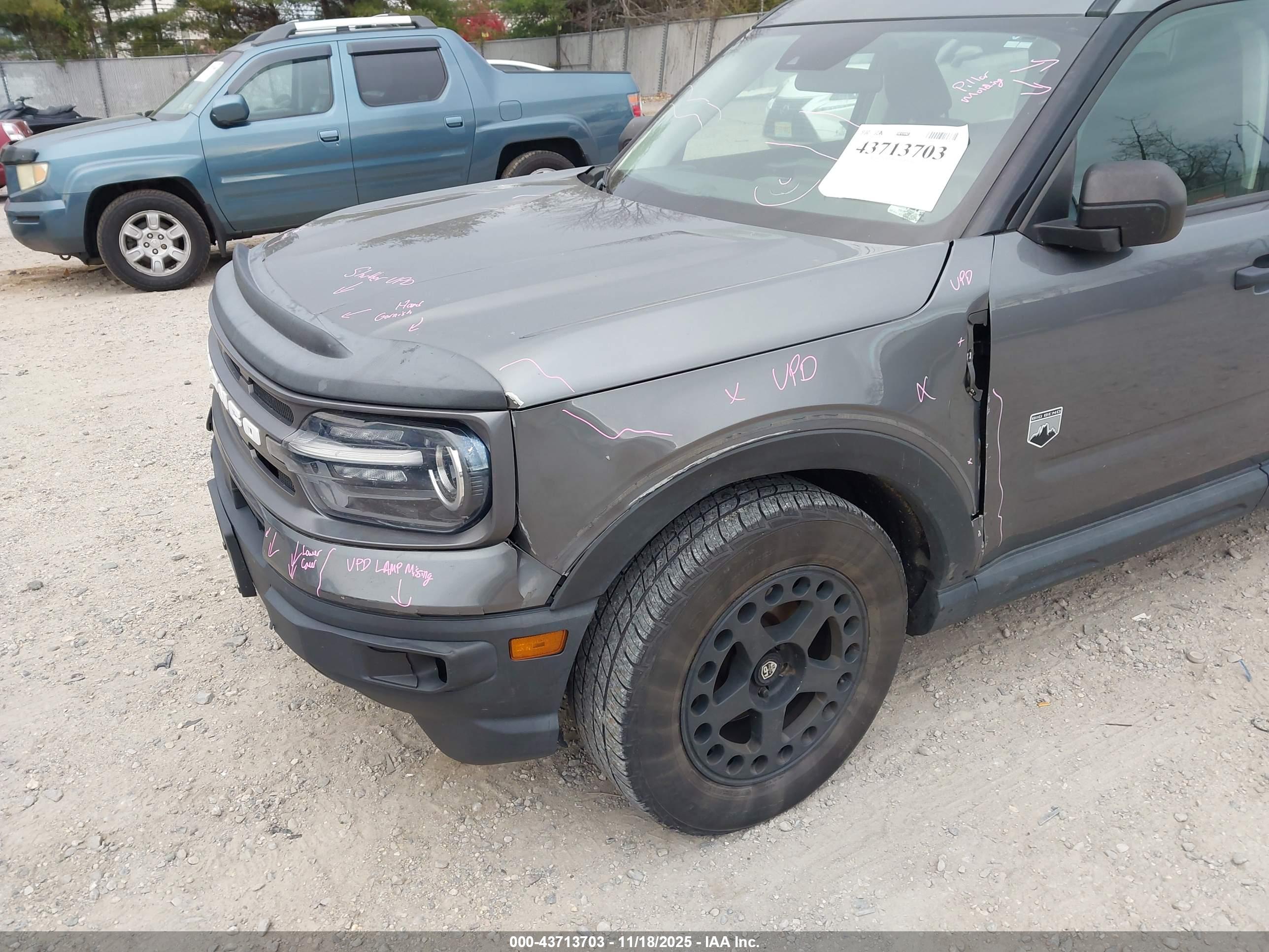 FORD BRONCO image 6