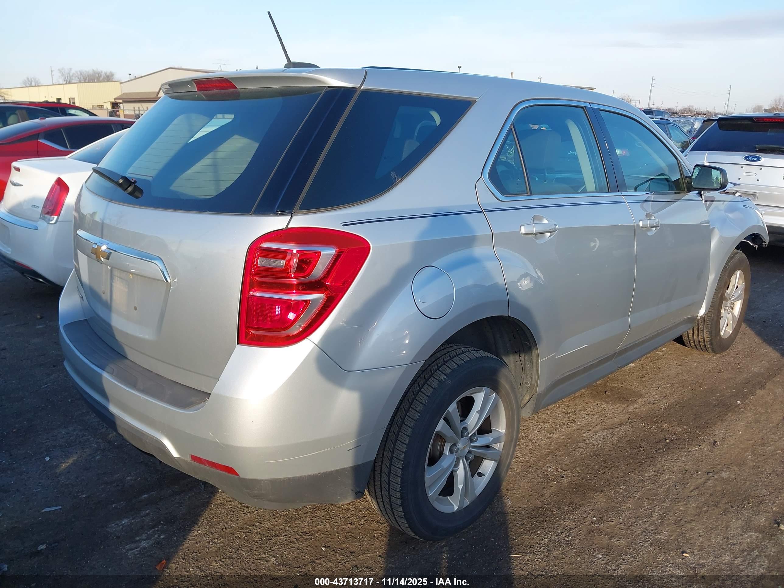 CHEVROLET EQUINOX image 4