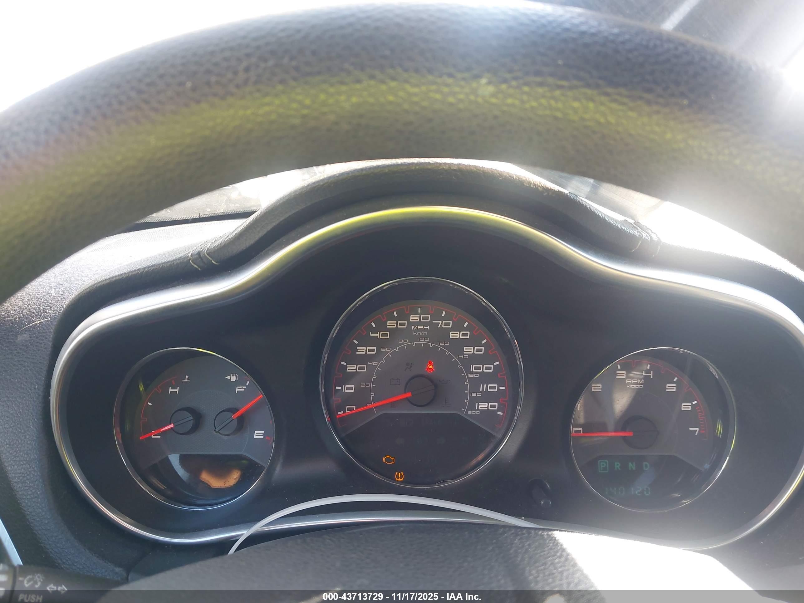 DODGE AVENGER image 7