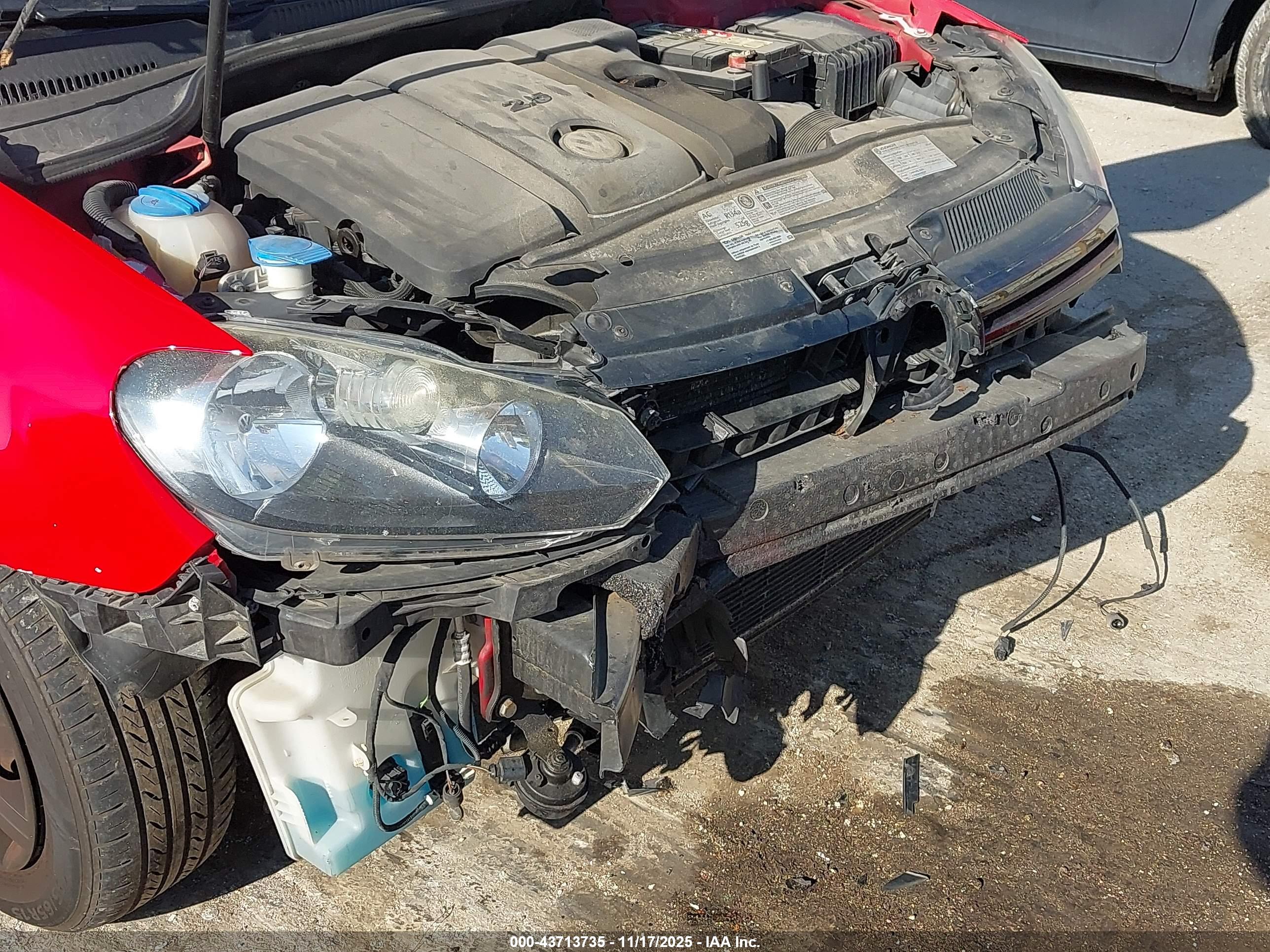 VOLKSWAGEN GOLF image 6