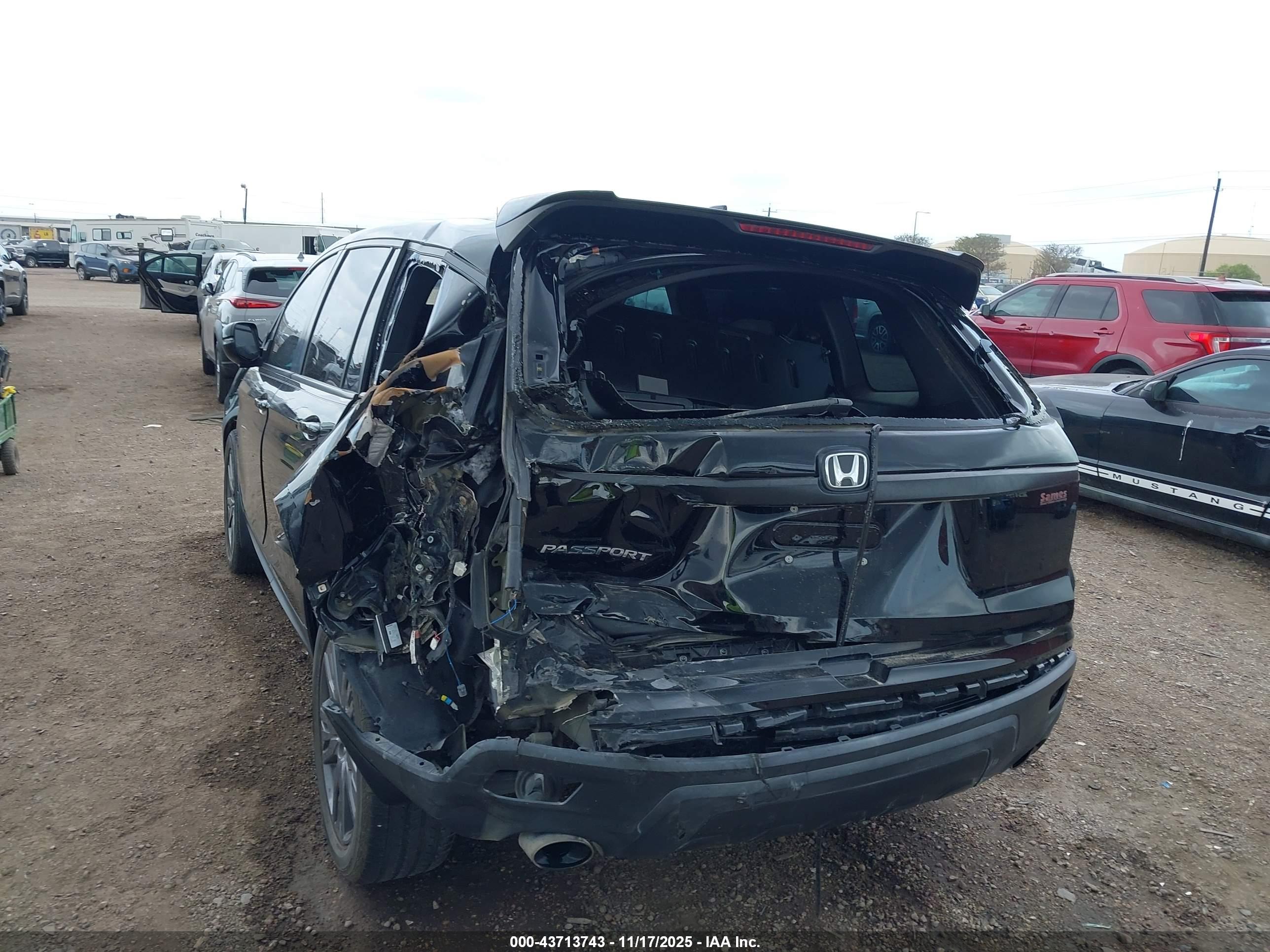 HONDA PASSPORT image 6