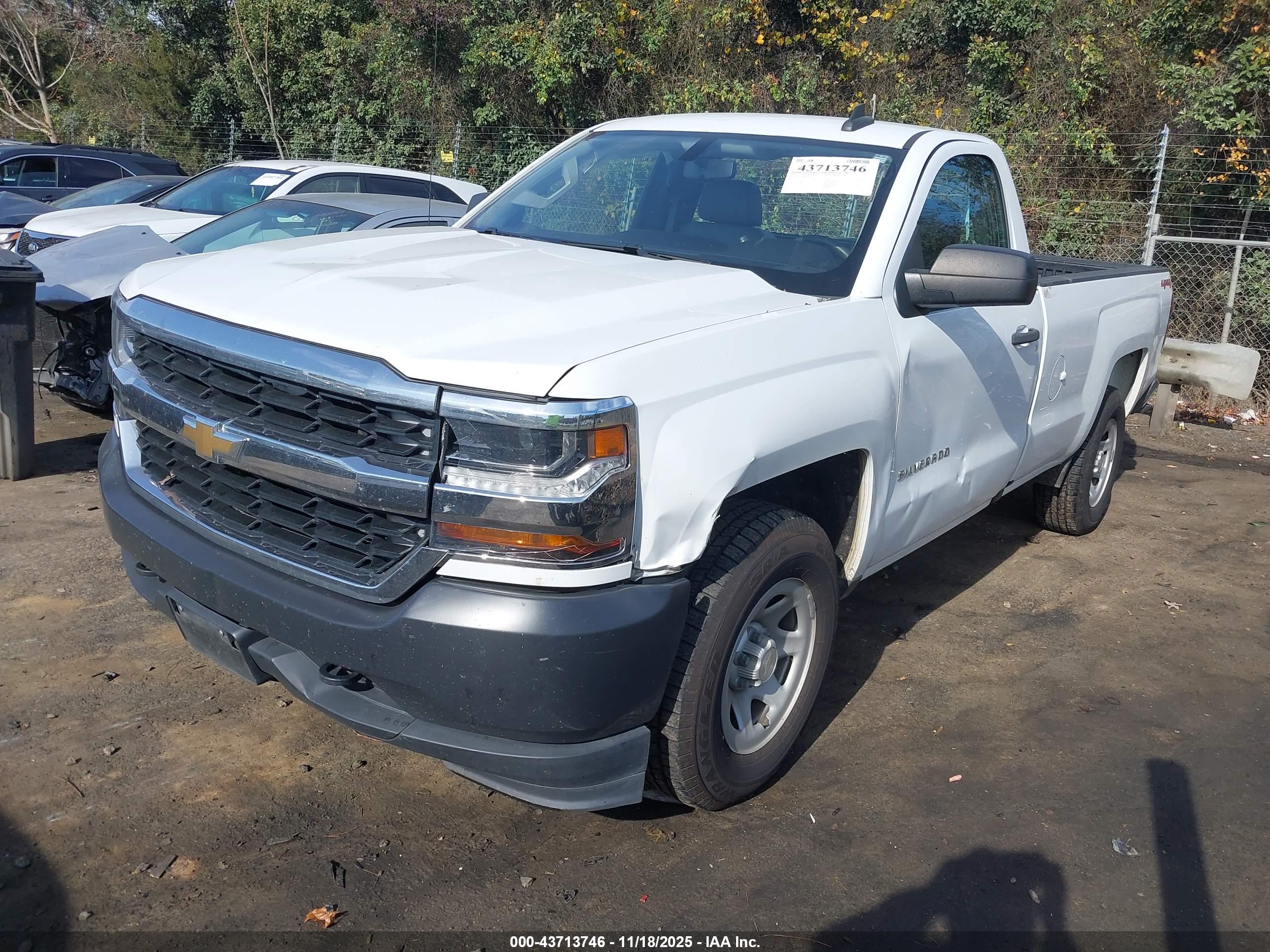 CHEVROLET SILVERADO image 2