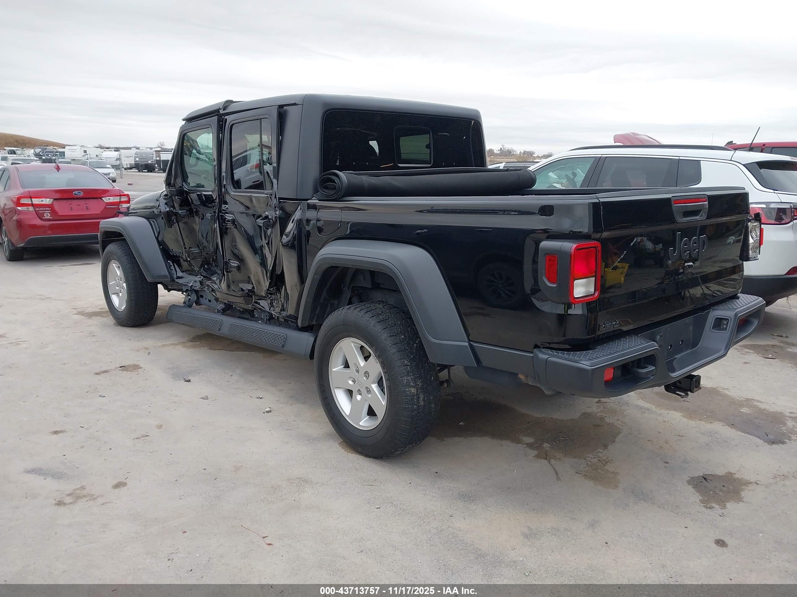 JEEP GLADIATOR image 3