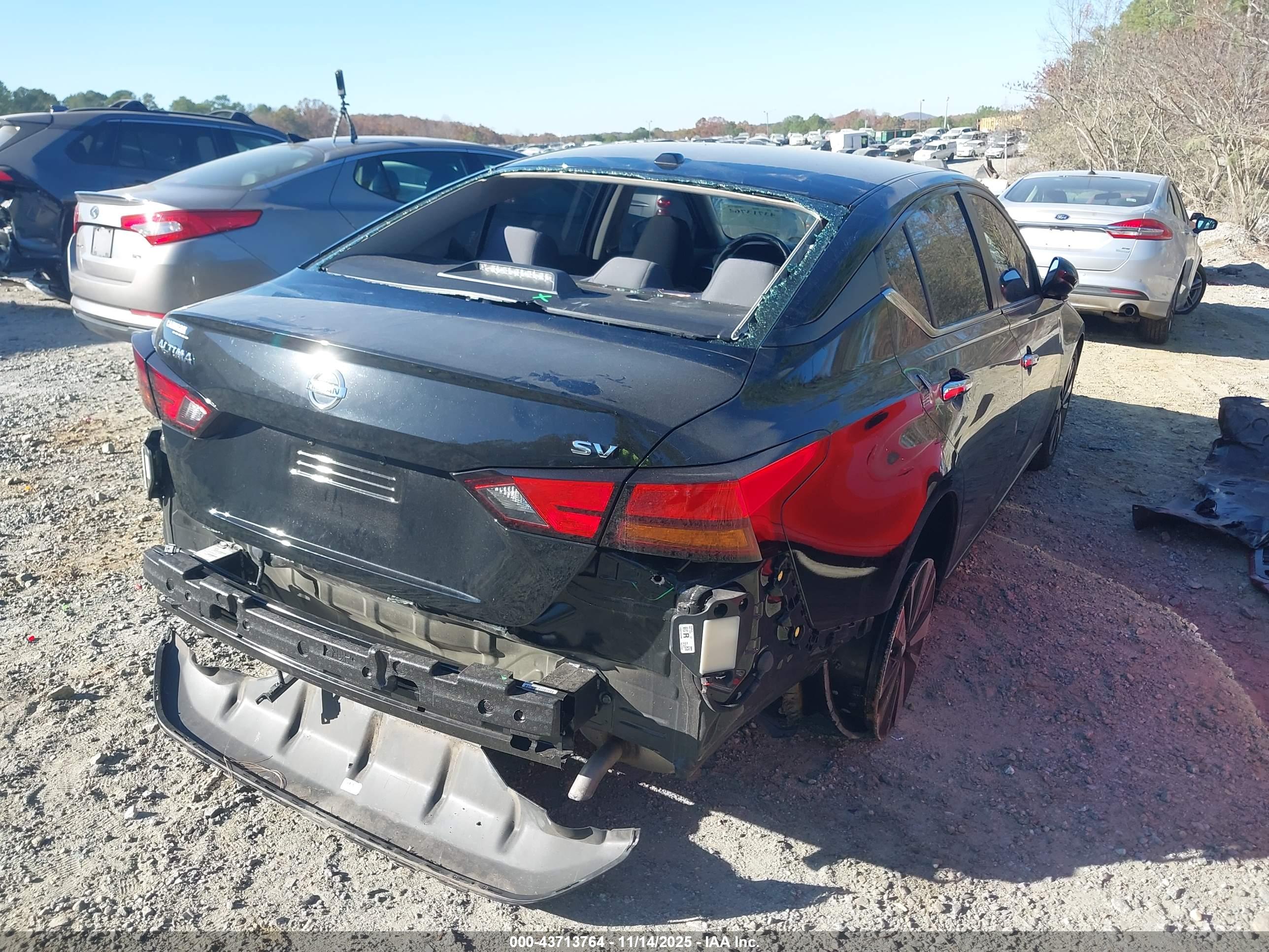 NISSAN ALTIMA image 4
