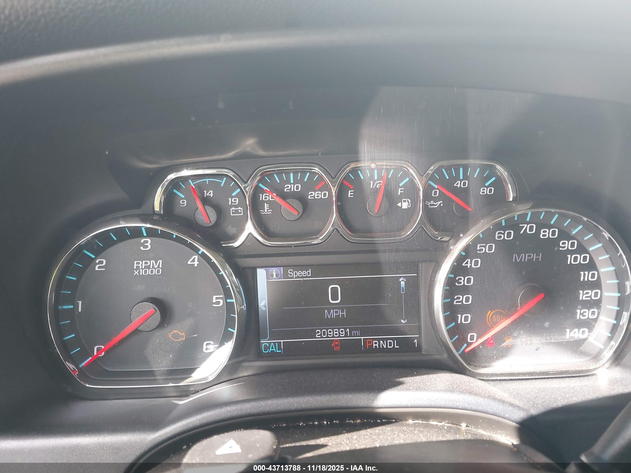 CHEVROLET SILVERADO image 7
