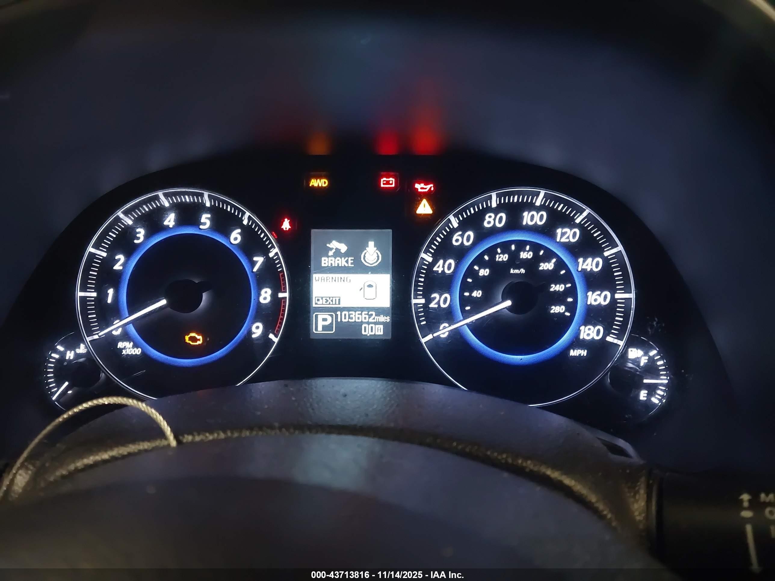 INFINITI QX70 image 7