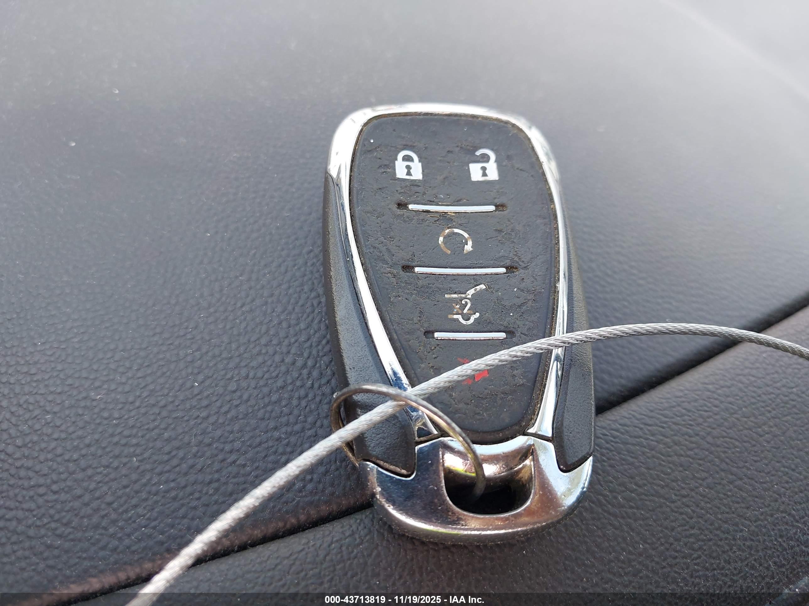 CHEVROLET BLAZER image 11