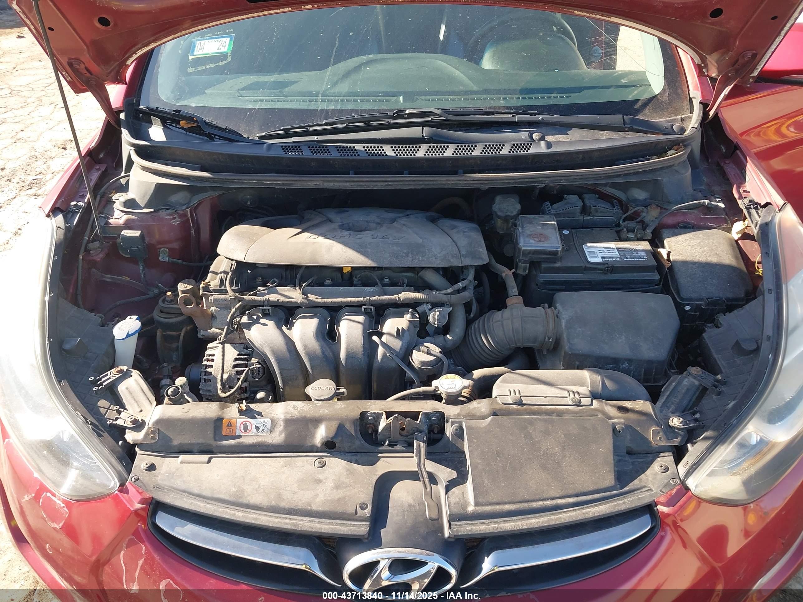 HYUNDAI ELANTRA image 10