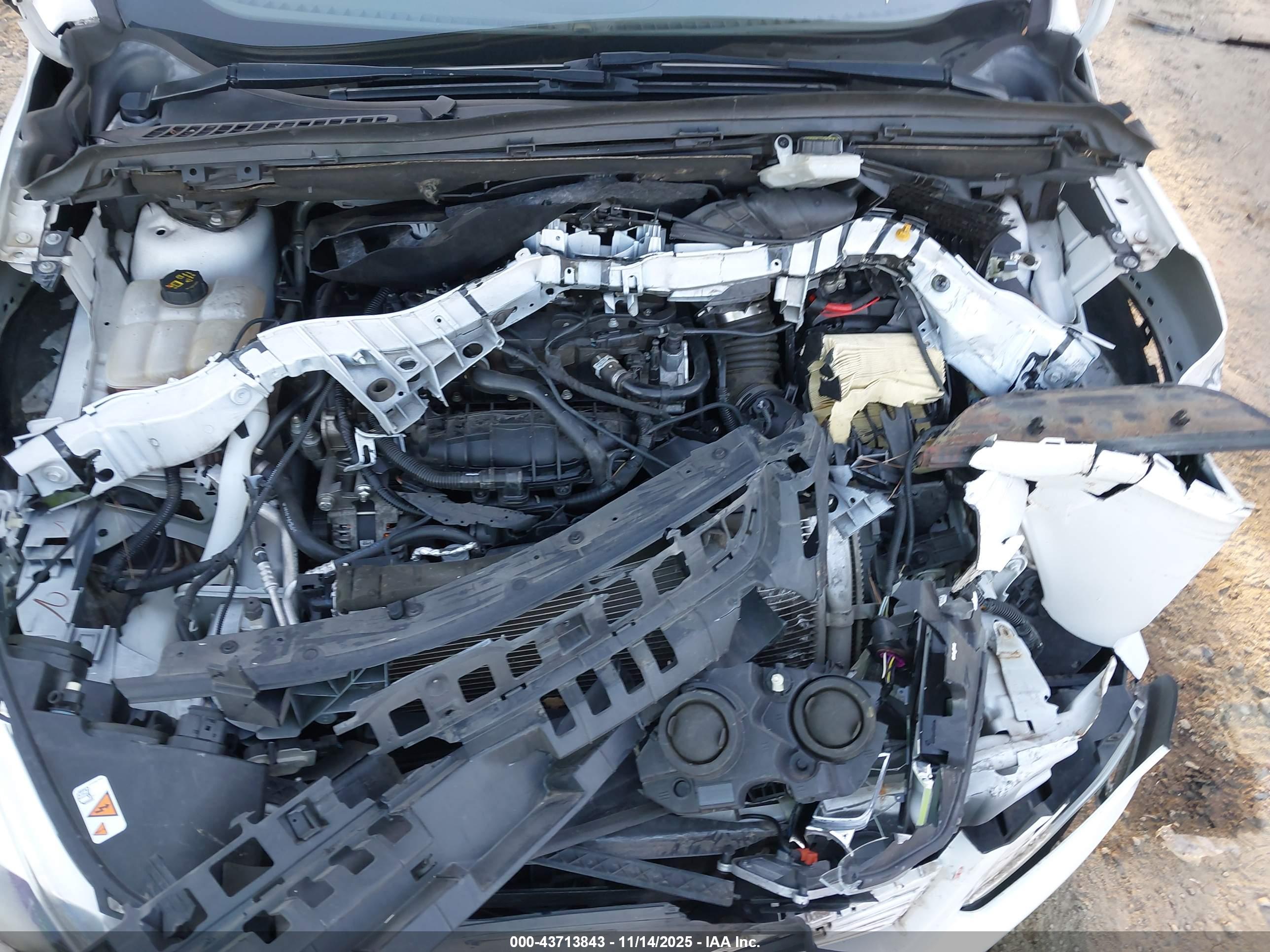FORD ESCAPE image 10