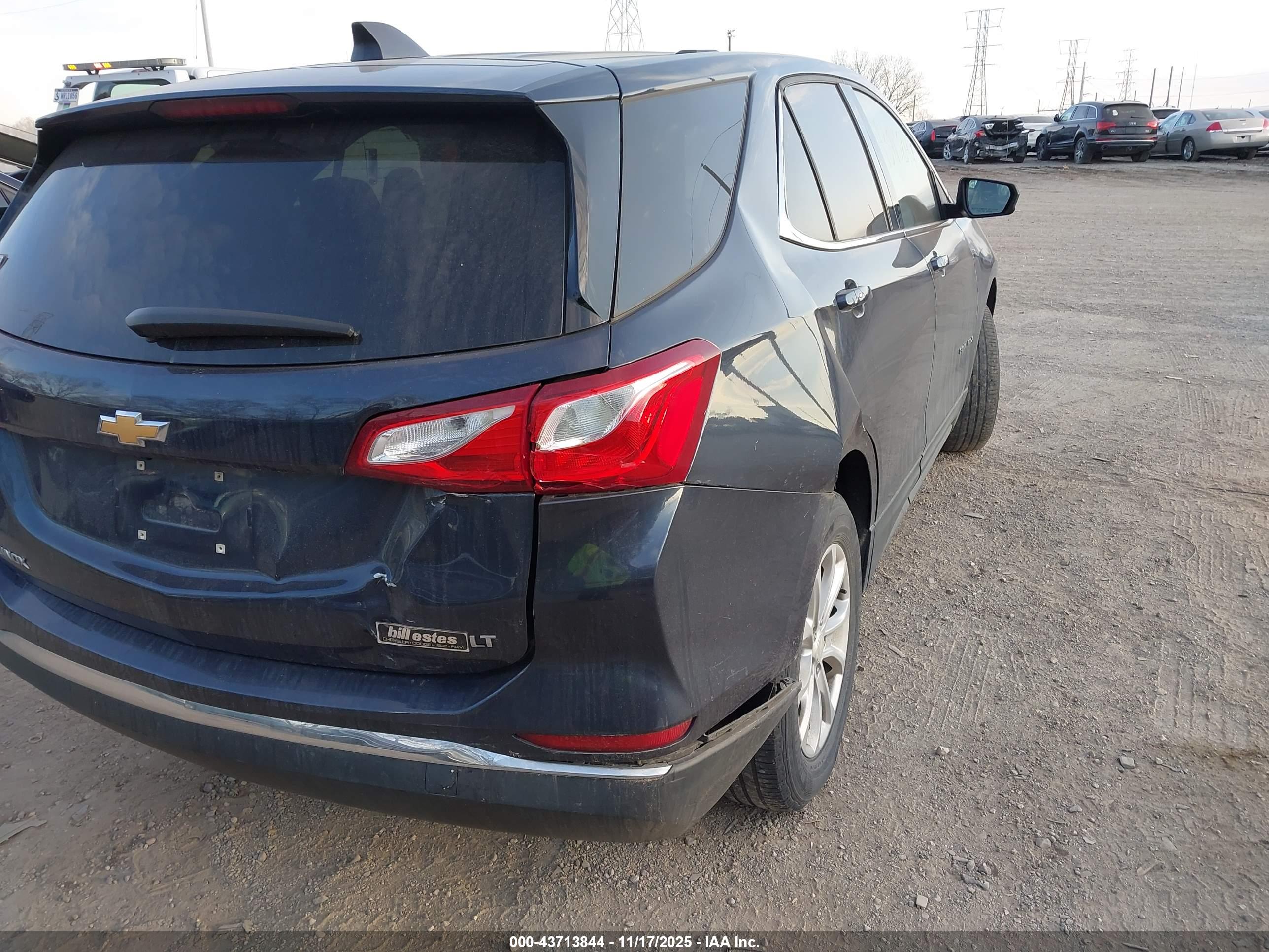 CHEVROLET EQUINOX image 6