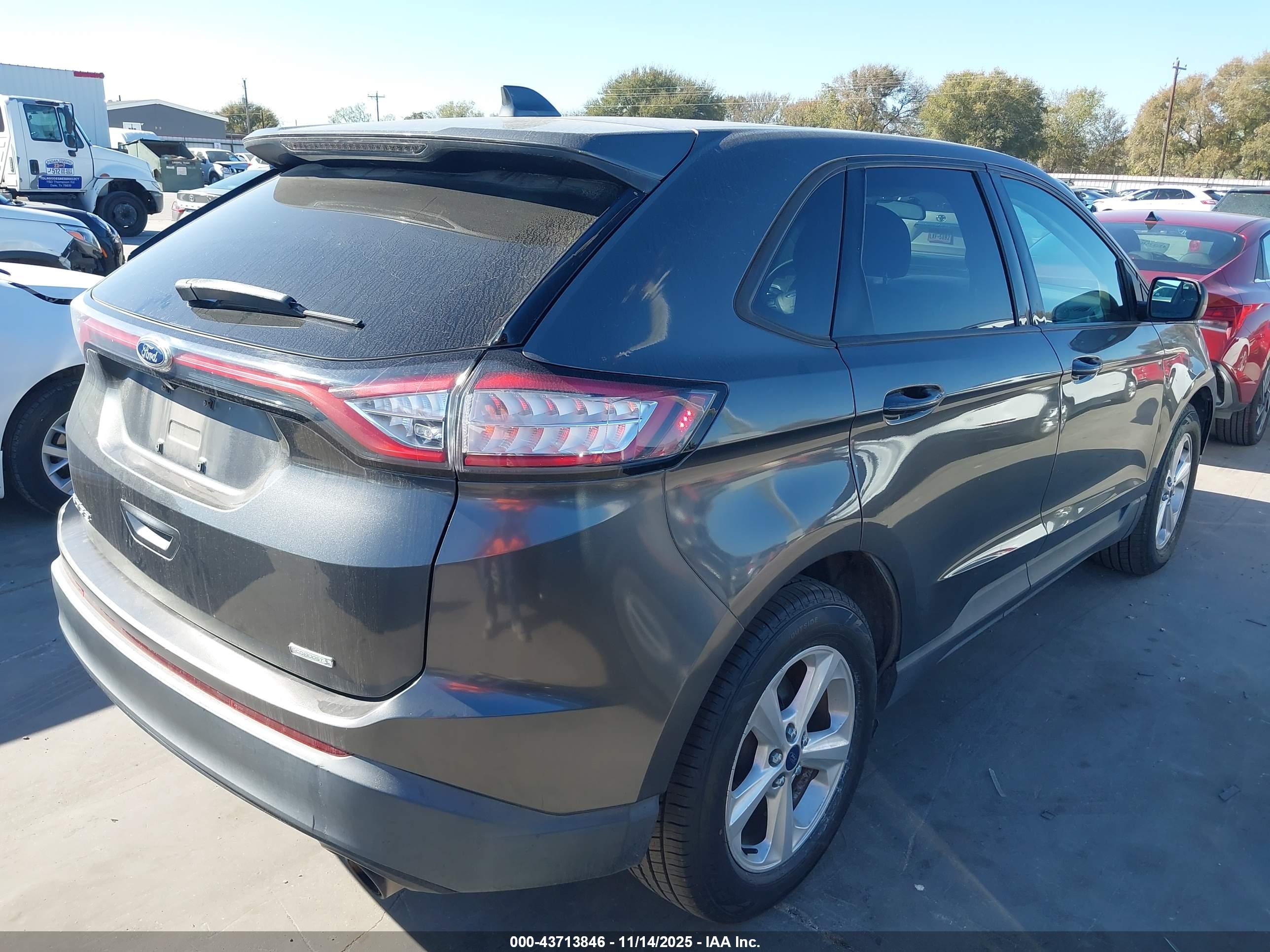 FORD EDGE image 4