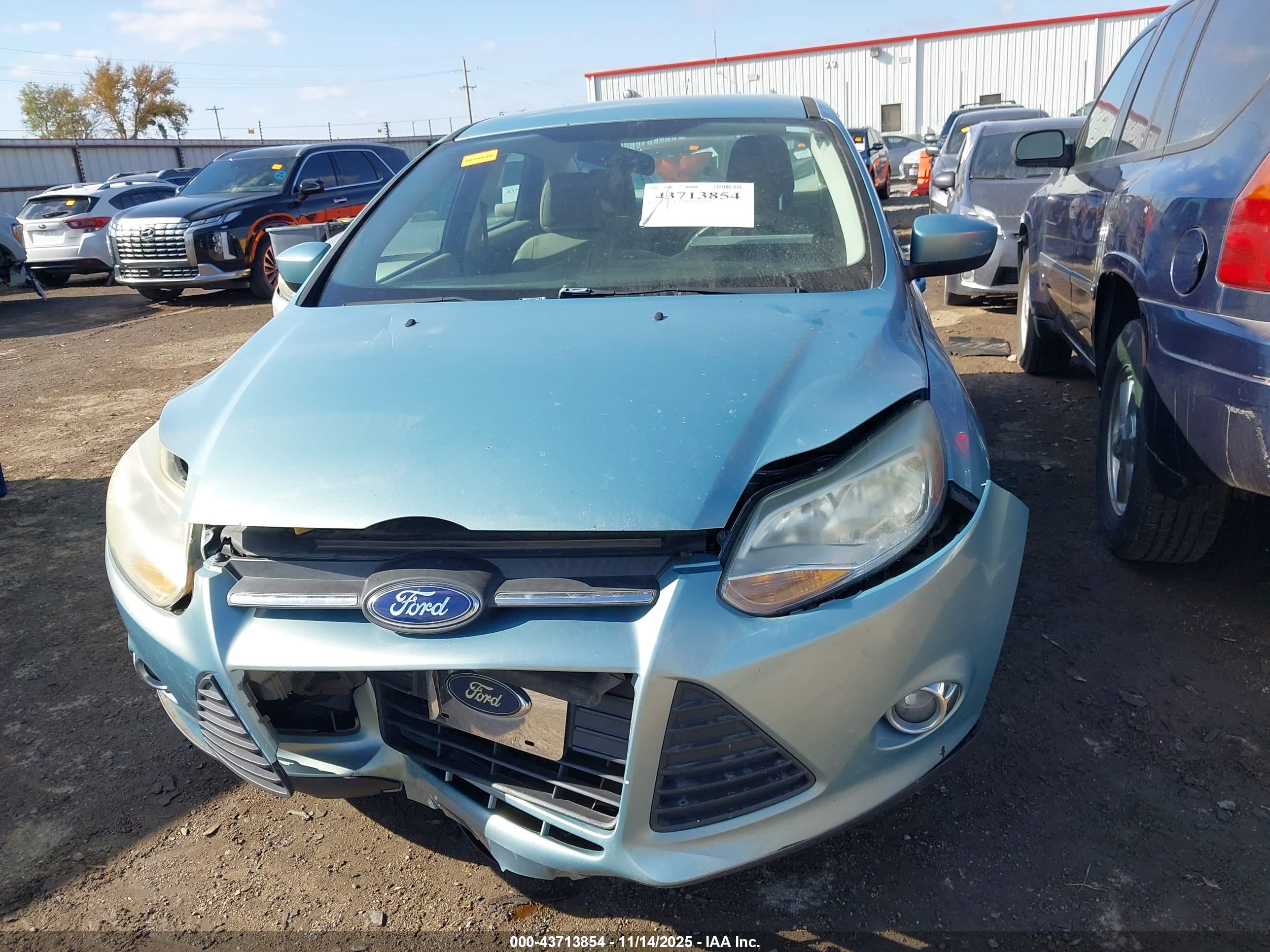 FORD FOCUS image 6
