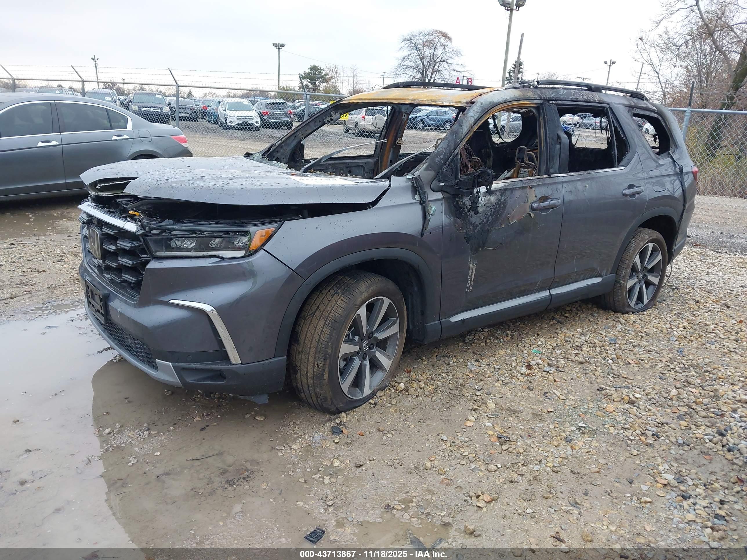 HONDA PILOT image 2
