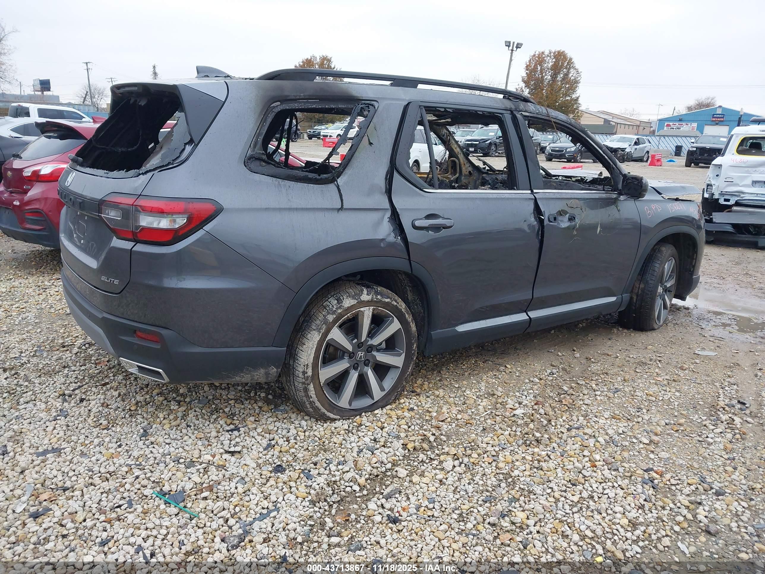 HONDA PILOT image 4