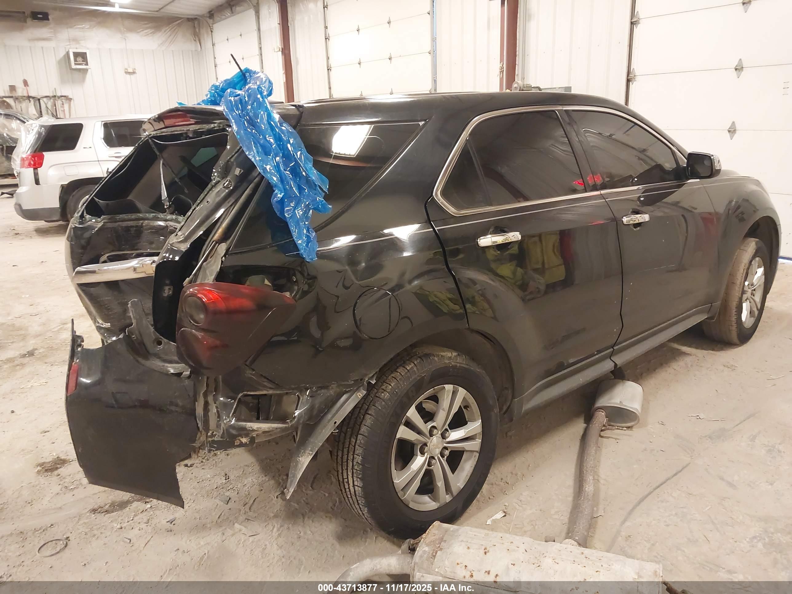 CHEVROLET EQUINOX image 4