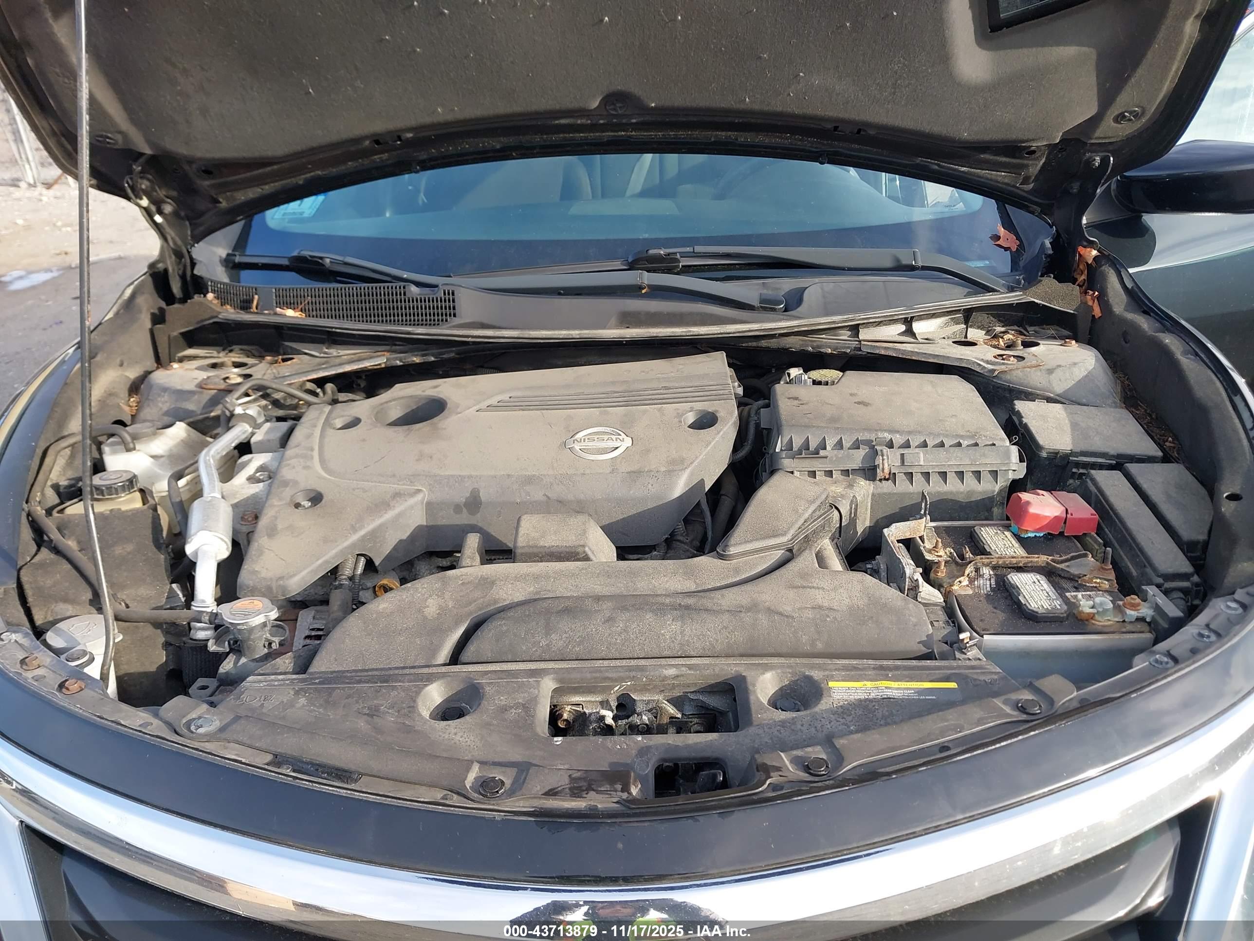 NISSAN ALTIMA image 10