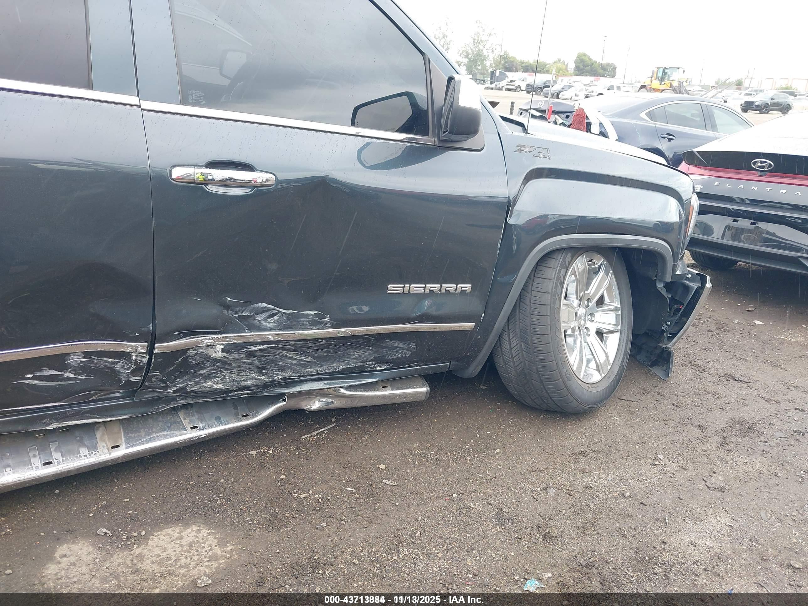 GMC SIERRA image 6