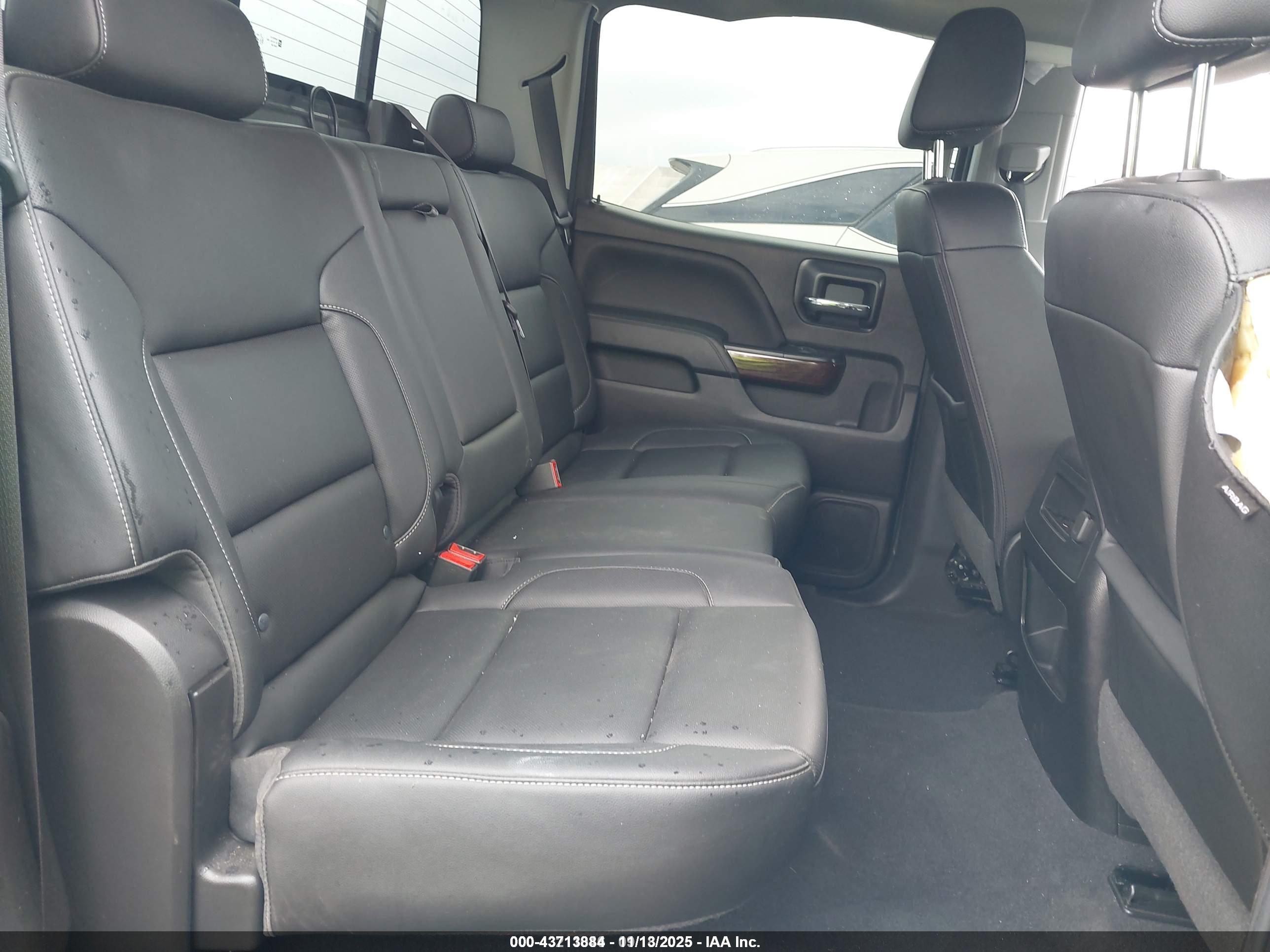 GMC SIERRA image 8