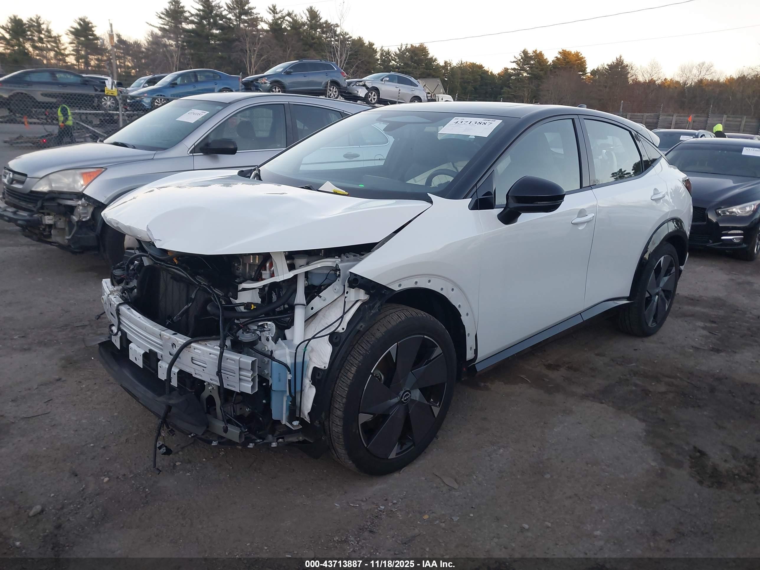 NISSAN ARIYA image 2
