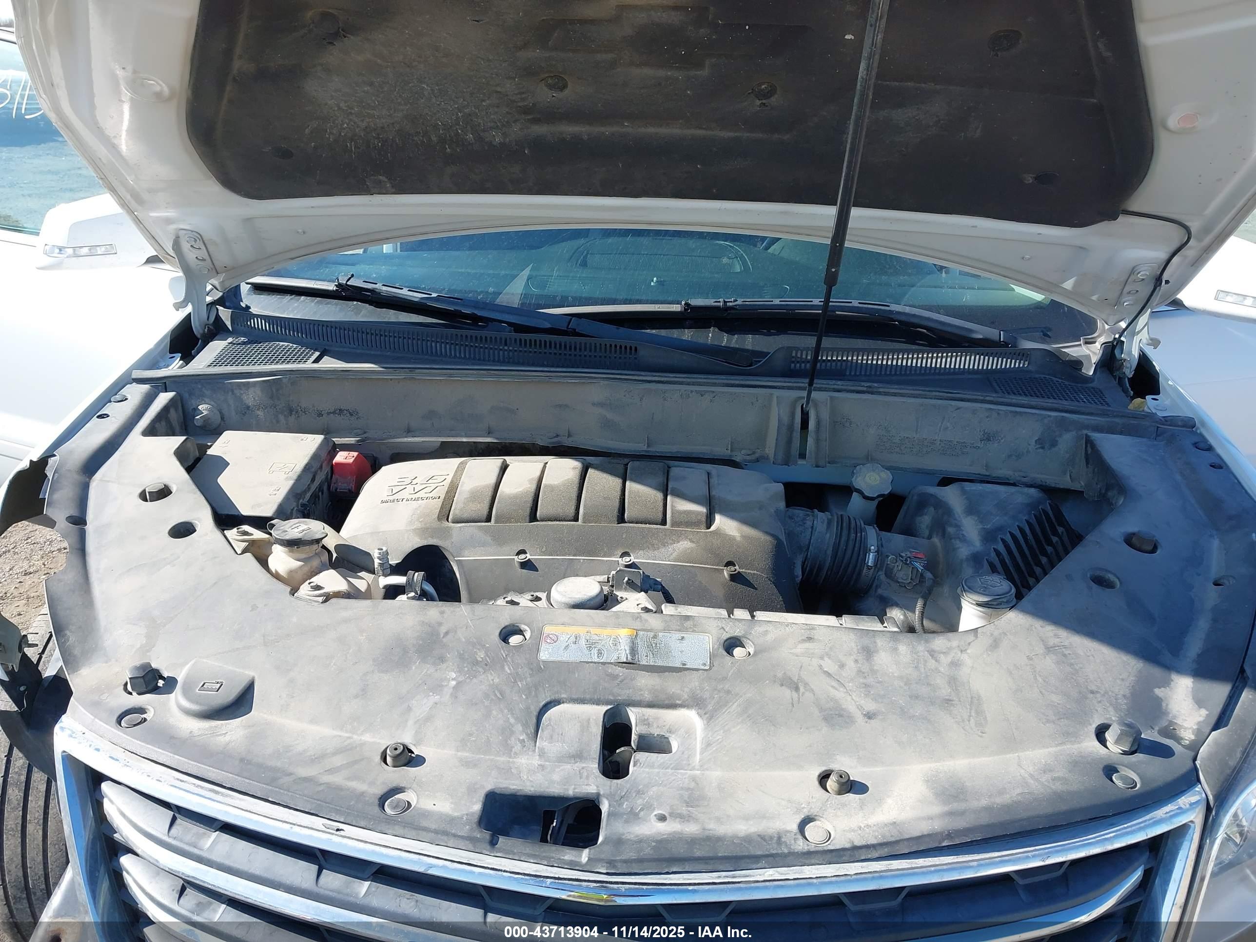 CHEVROLET TRAVERSE image 10