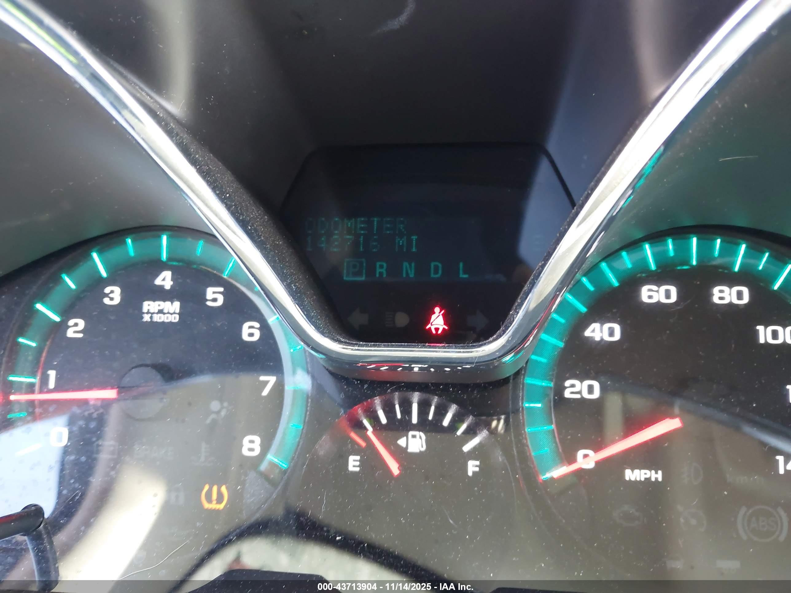 CHEVROLET TRAVERSE image 7