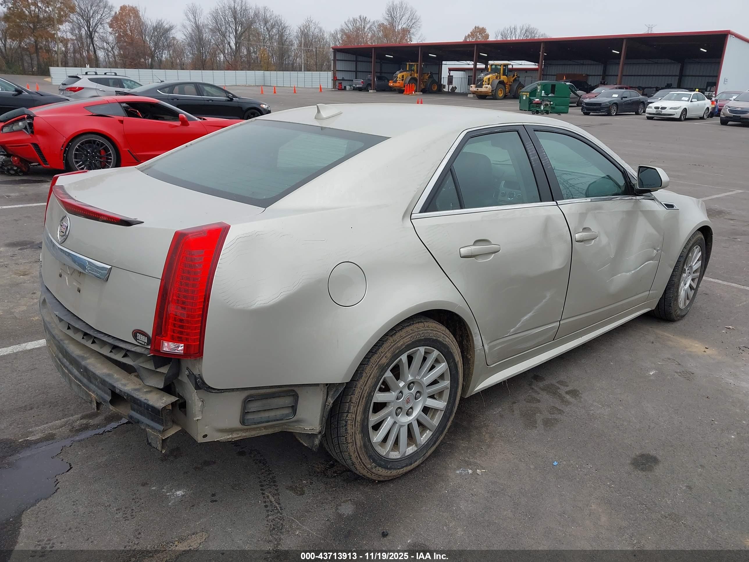 CADILLAC CTS image 4