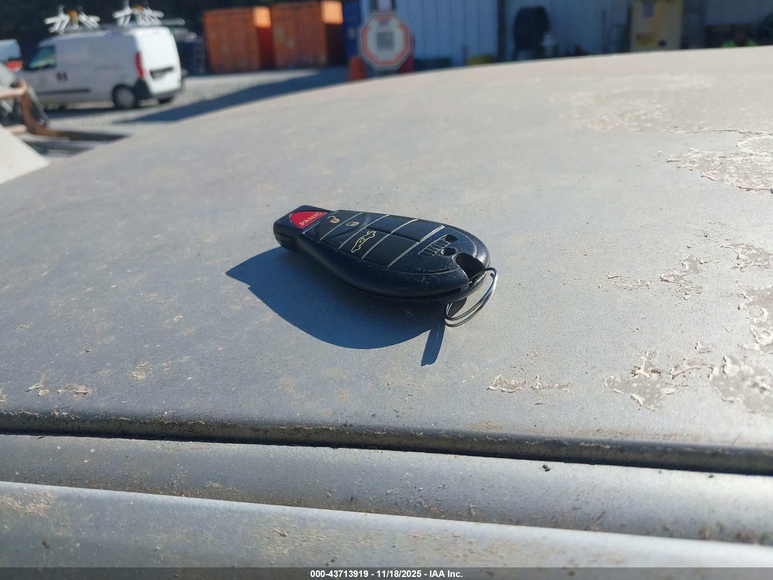 CHRYSLER 300 image 11