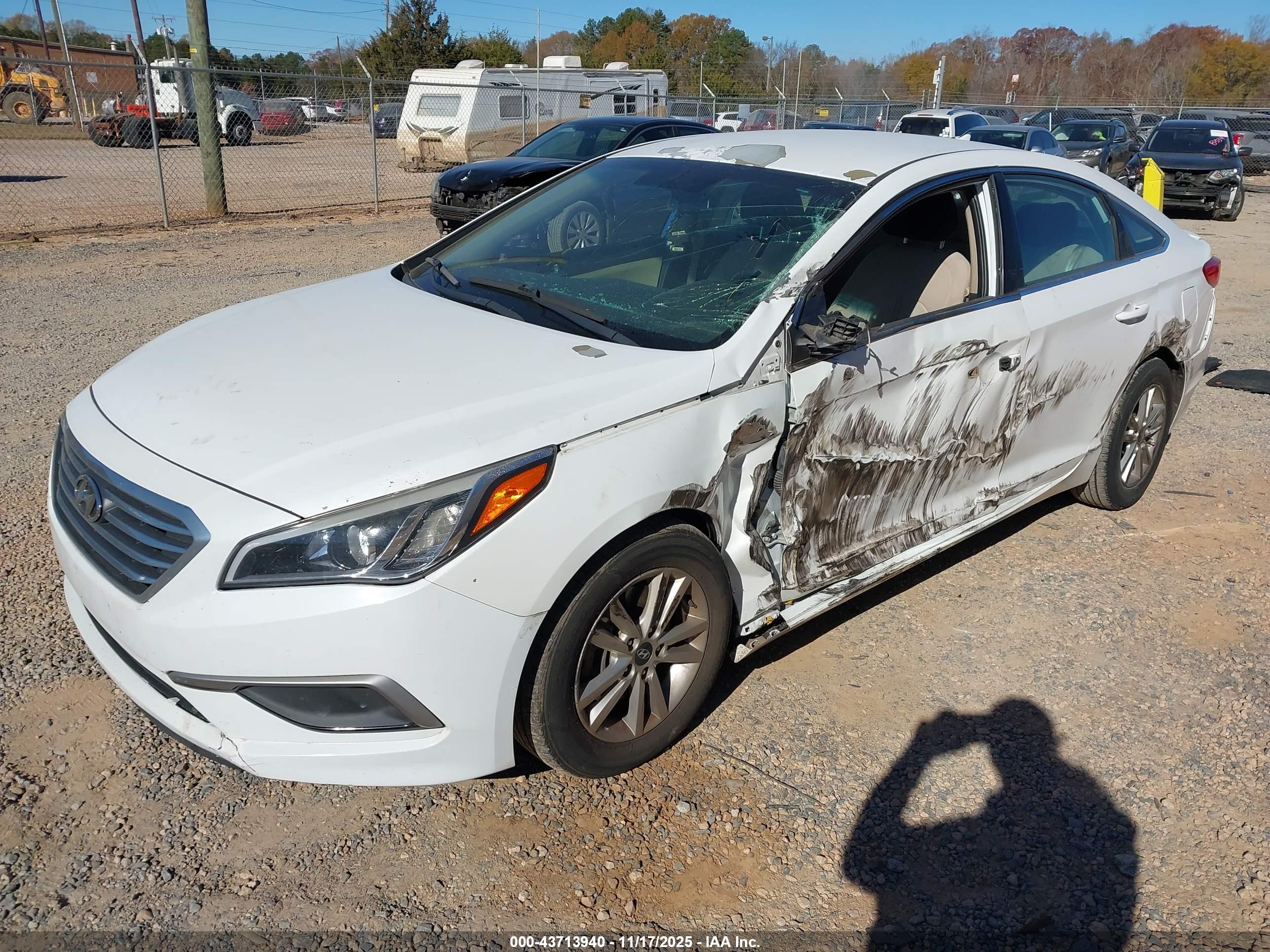 HYUNDAI SONATA image 2