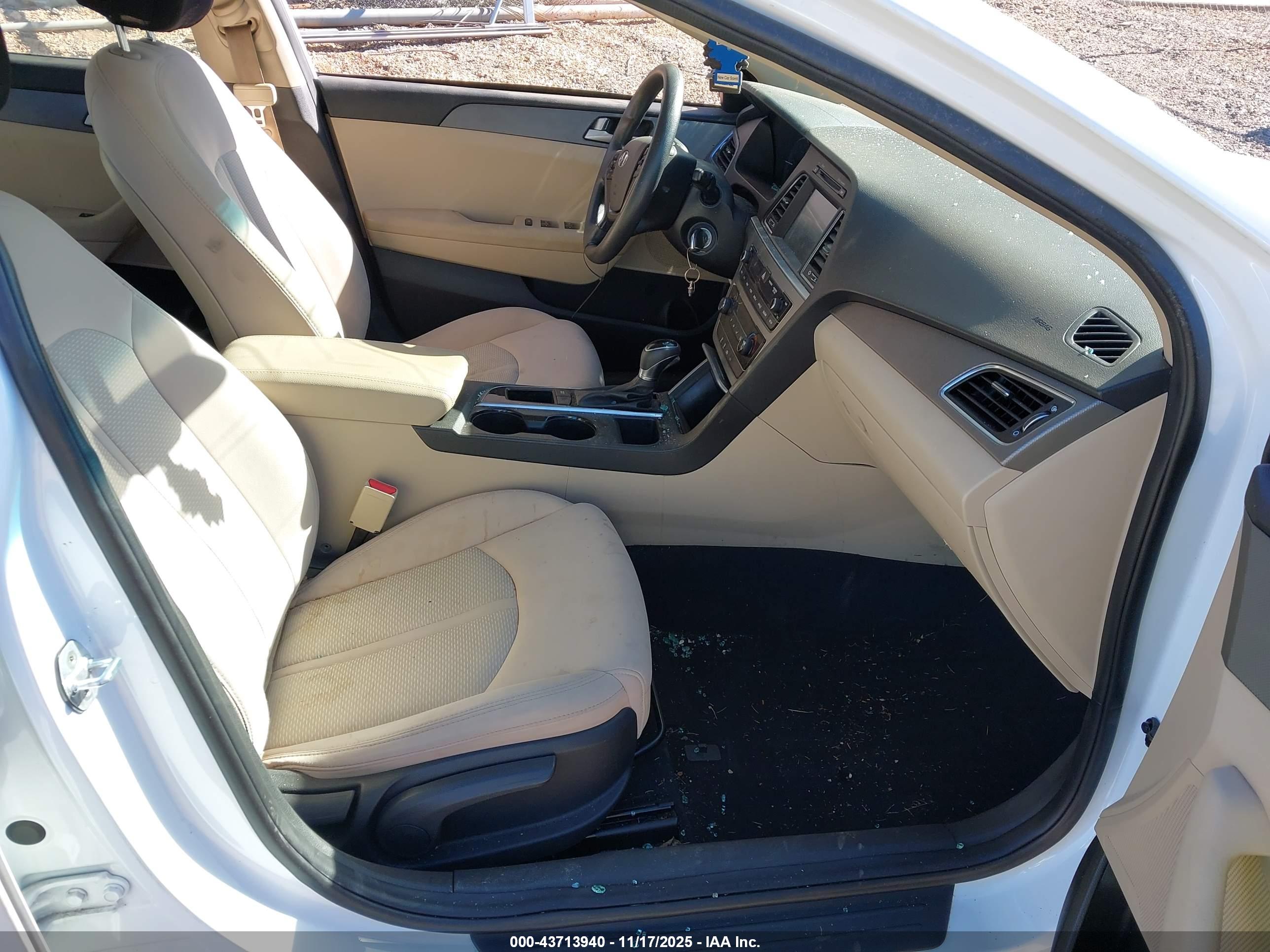 HYUNDAI SONATA image 5