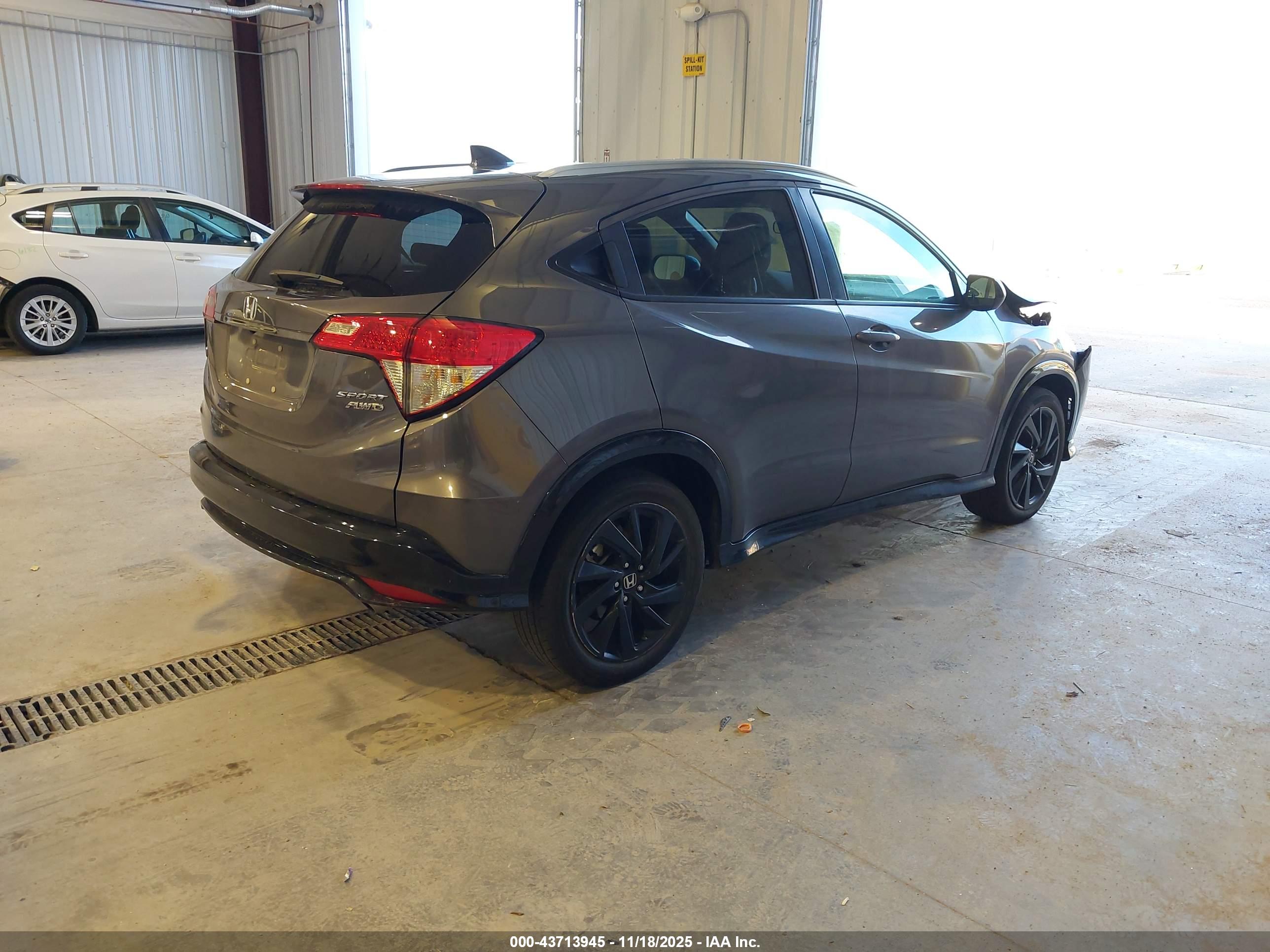 HONDA HR-V image 4