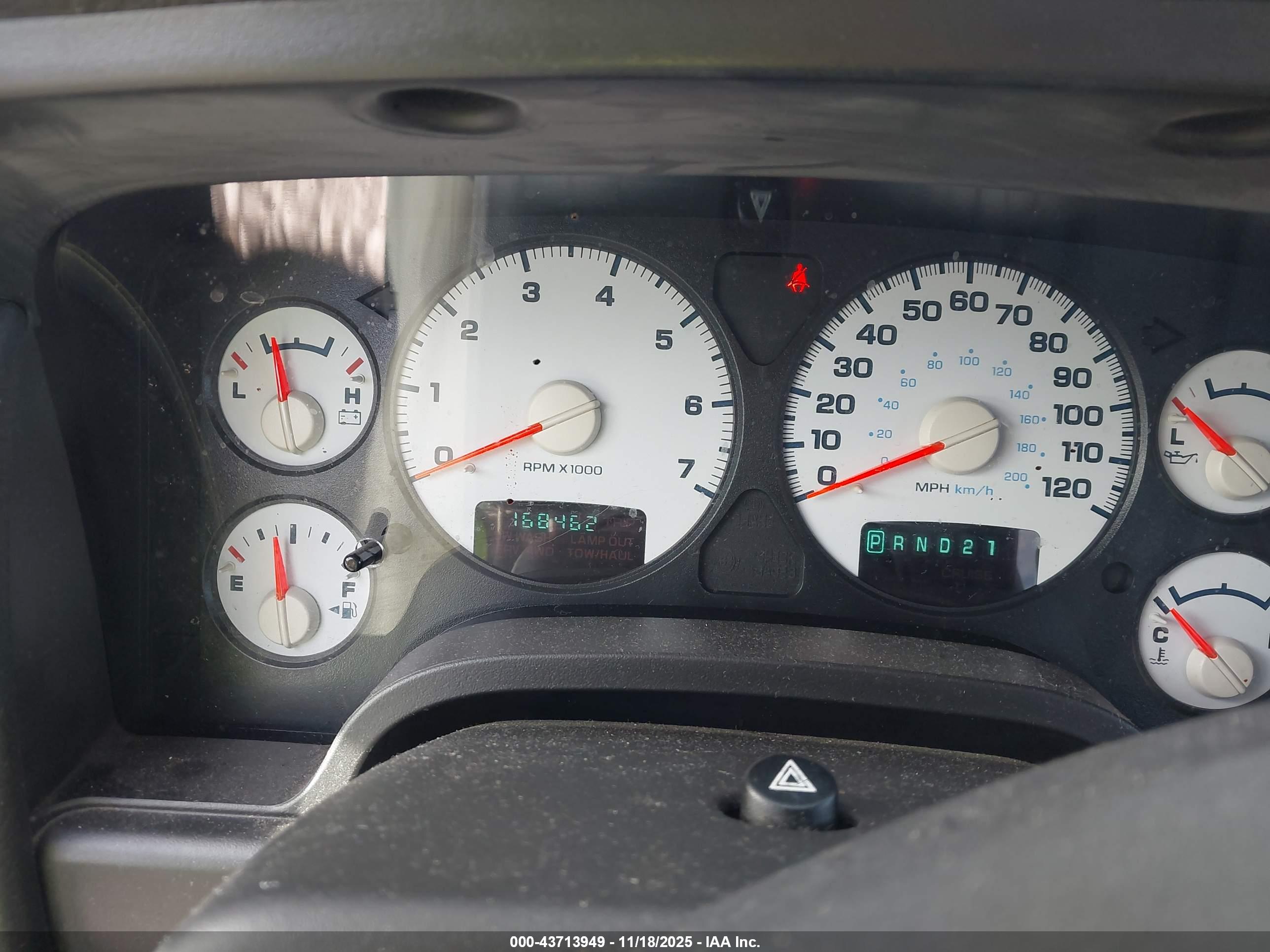 DODGE RAM image 7