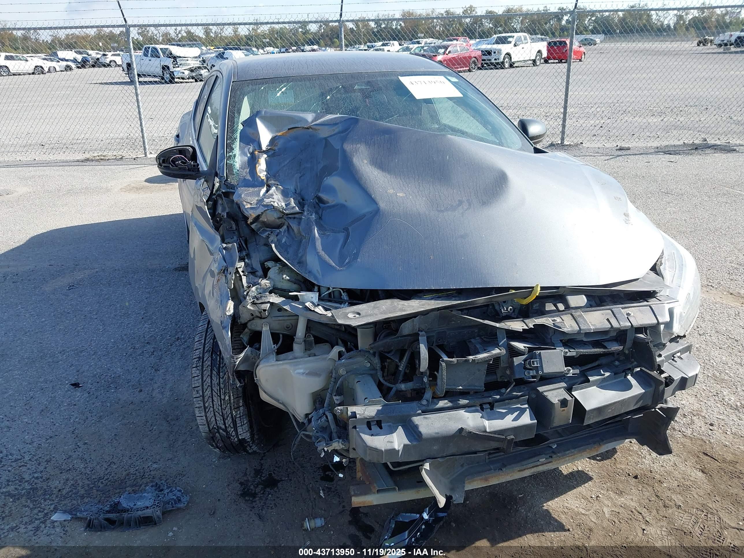 NISSAN SENTRA image 6