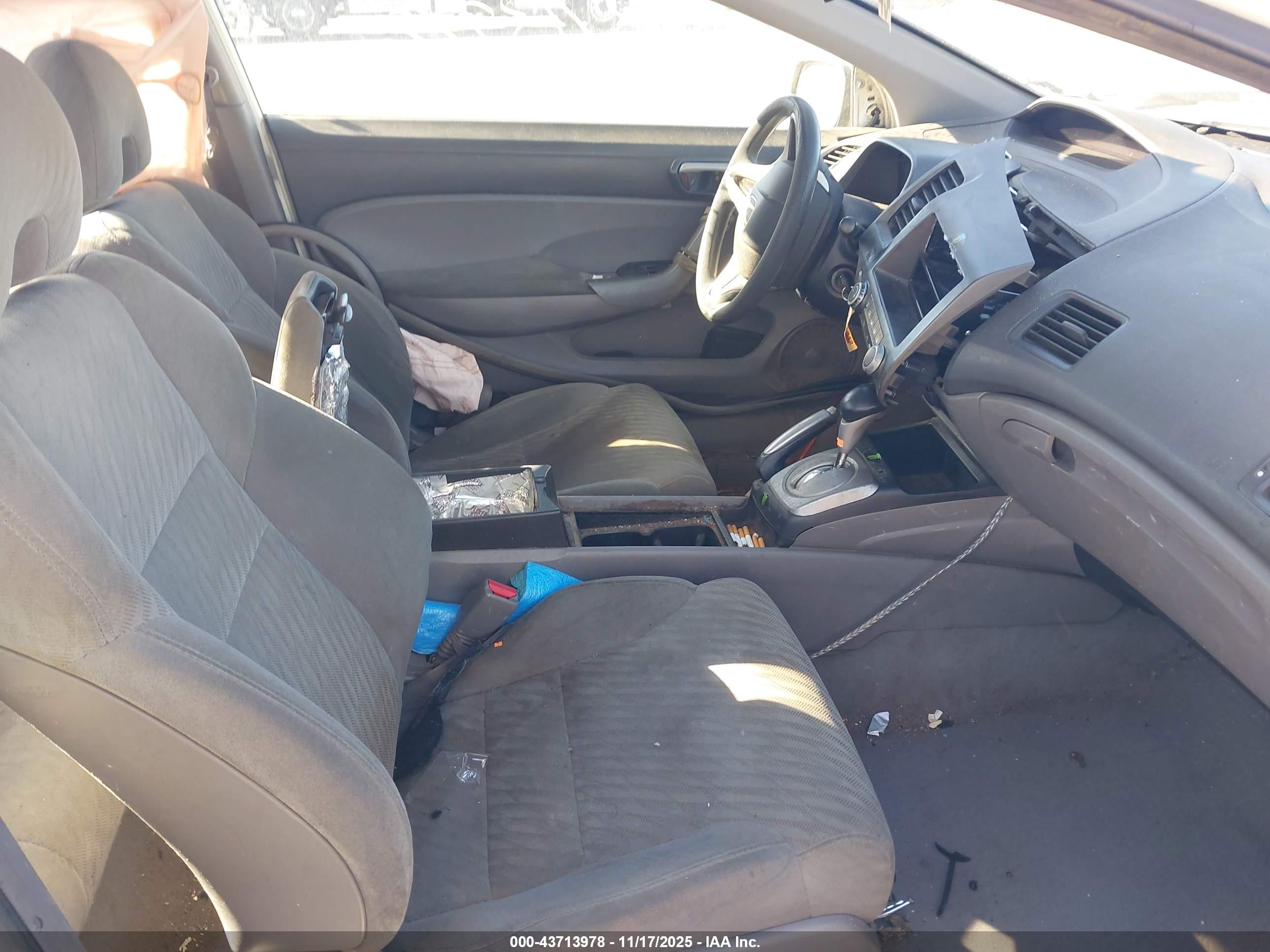 HONDA CIVIC image 5