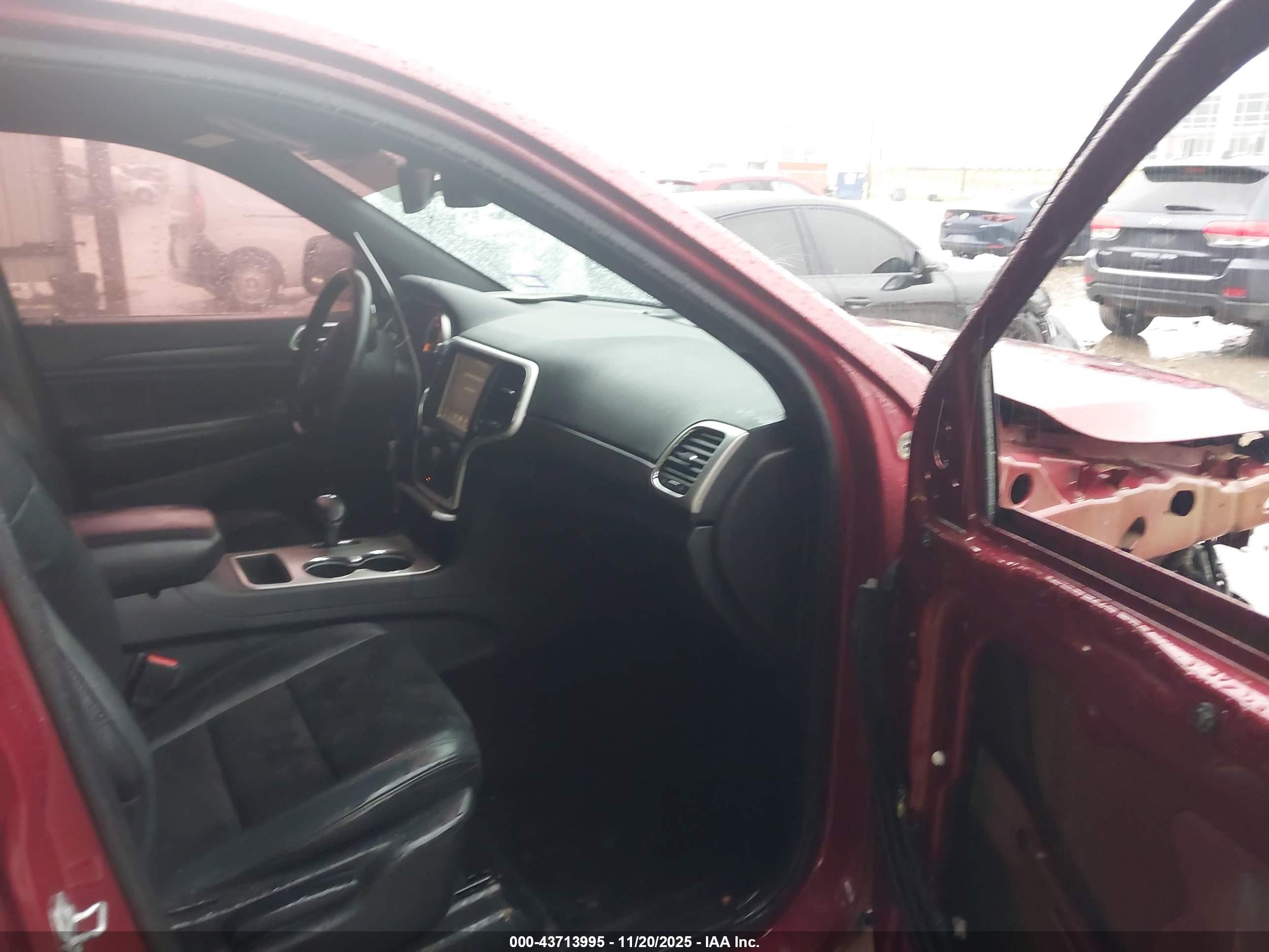 JEEP GRAND image 5